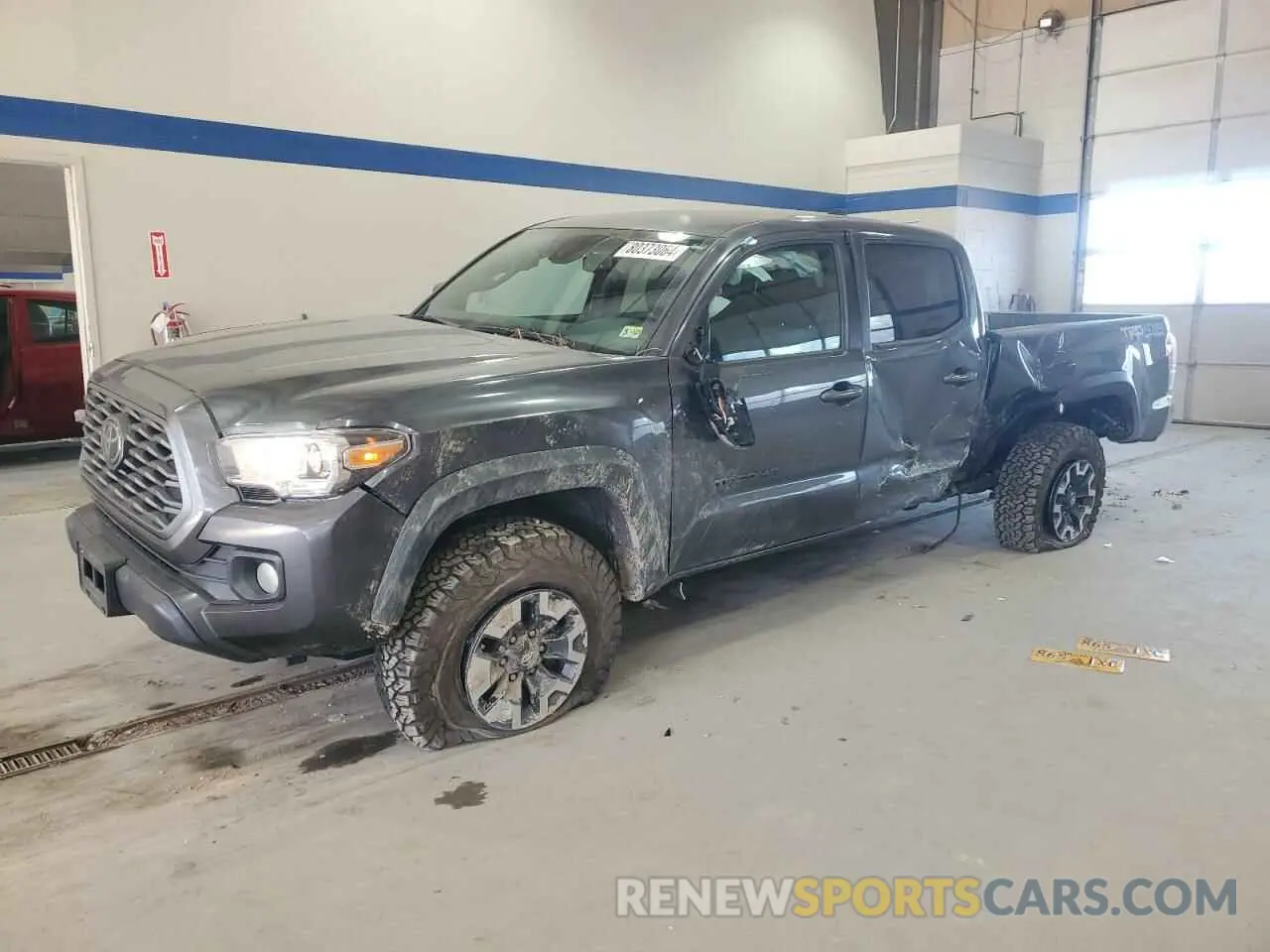 1 Photograph of a damaged car 3TMDZ5BN8NM135728 TOYOTA TACOMA 2022