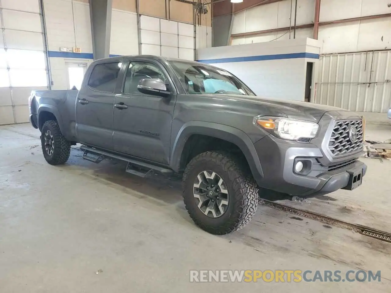 4 Photograph of a damaged car 3TMDZ5BN8NM135728 TOYOTA TACOMA 2022