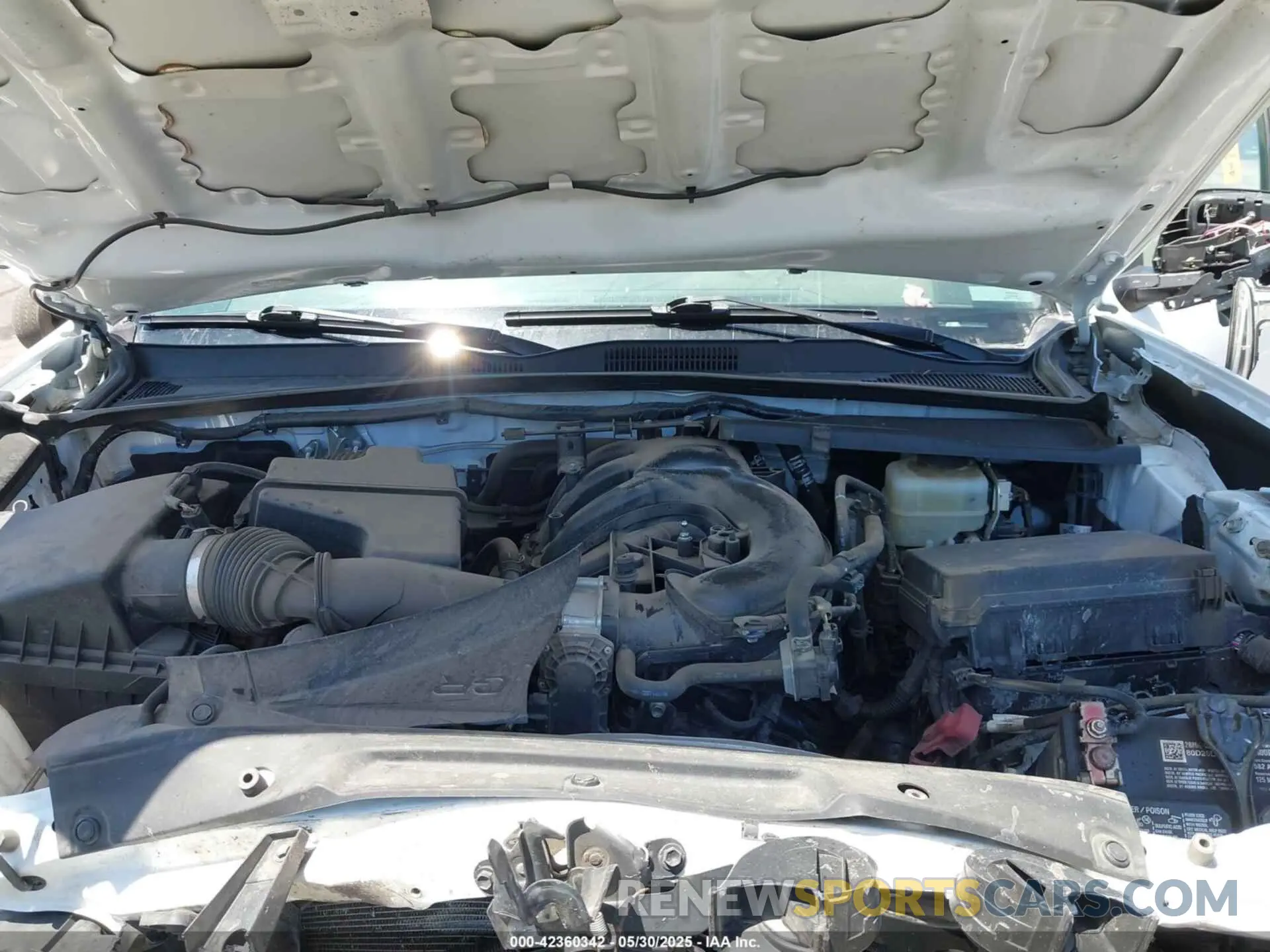 10 Photograph of a damaged car 3TMDZ5BN9NM130697 TOYOTA TACOMA 2022