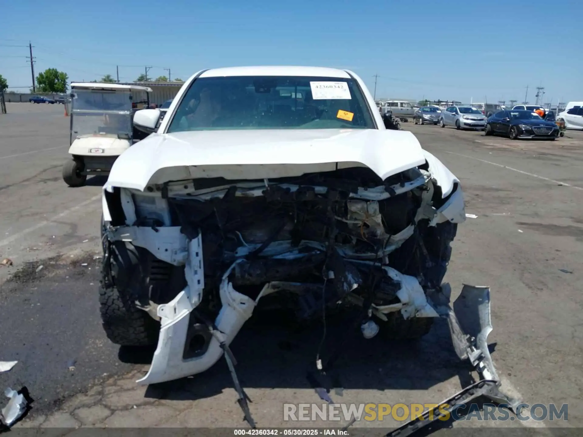 12 Photograph of a damaged car 3TMDZ5BN9NM130697 TOYOTA TACOMA 2022