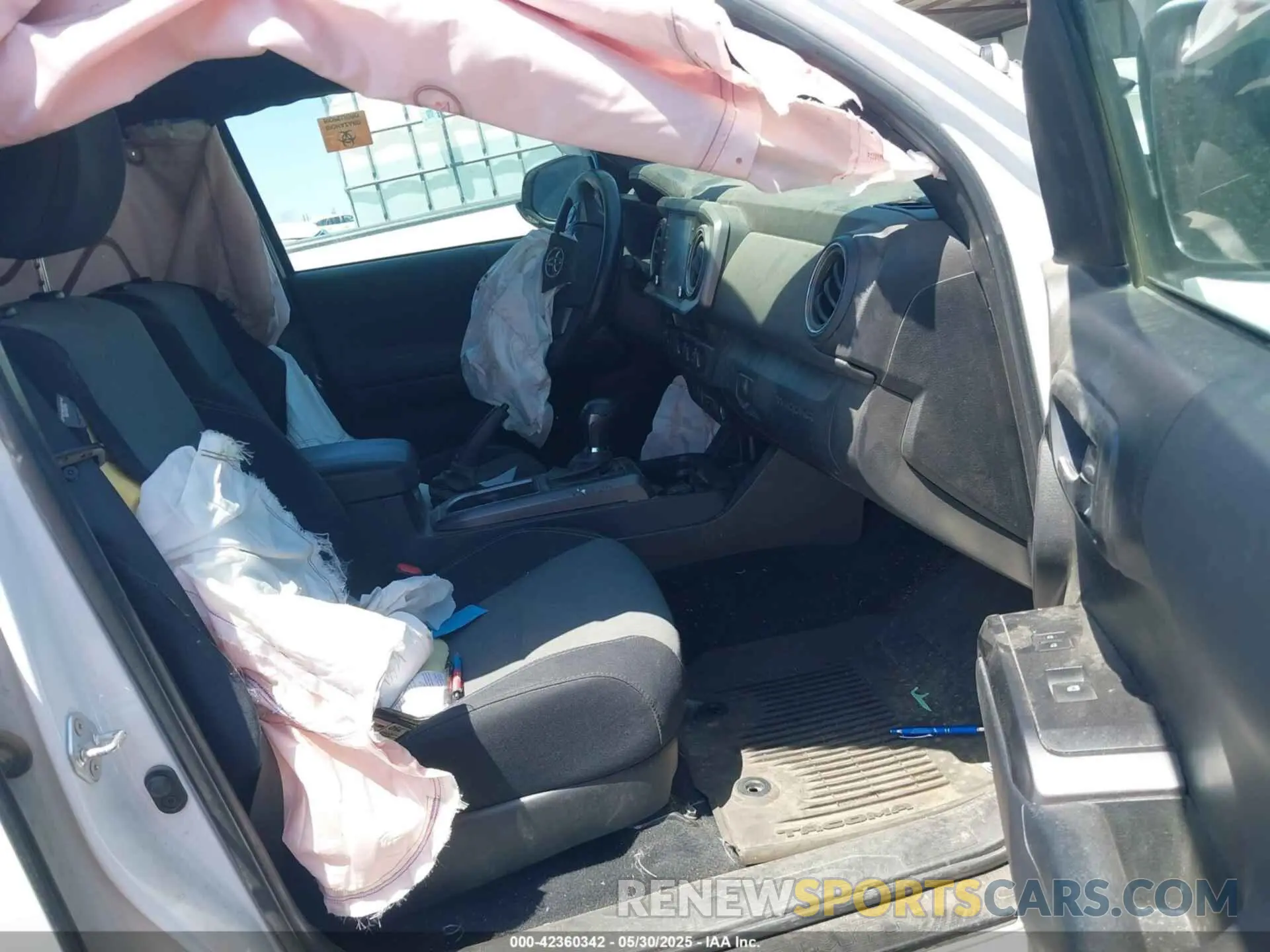 5 Photograph of a damaged car 3TMDZ5BN9NM130697 TOYOTA TACOMA 2022