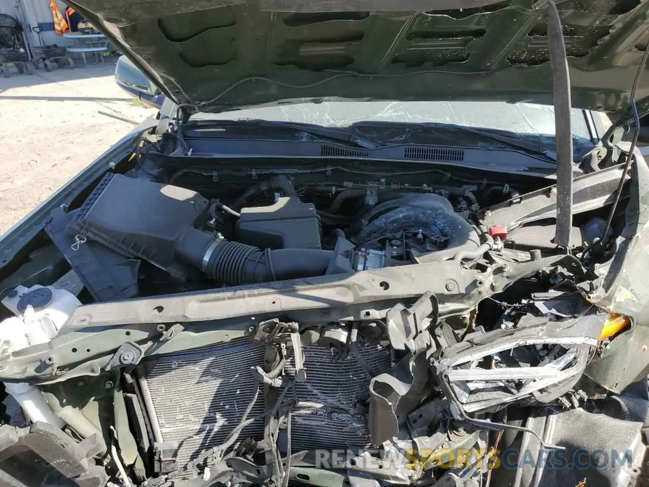 13 Photograph of a damaged car 3TMDZ5BN9NM133972 TOYOTA TACOMA 2022