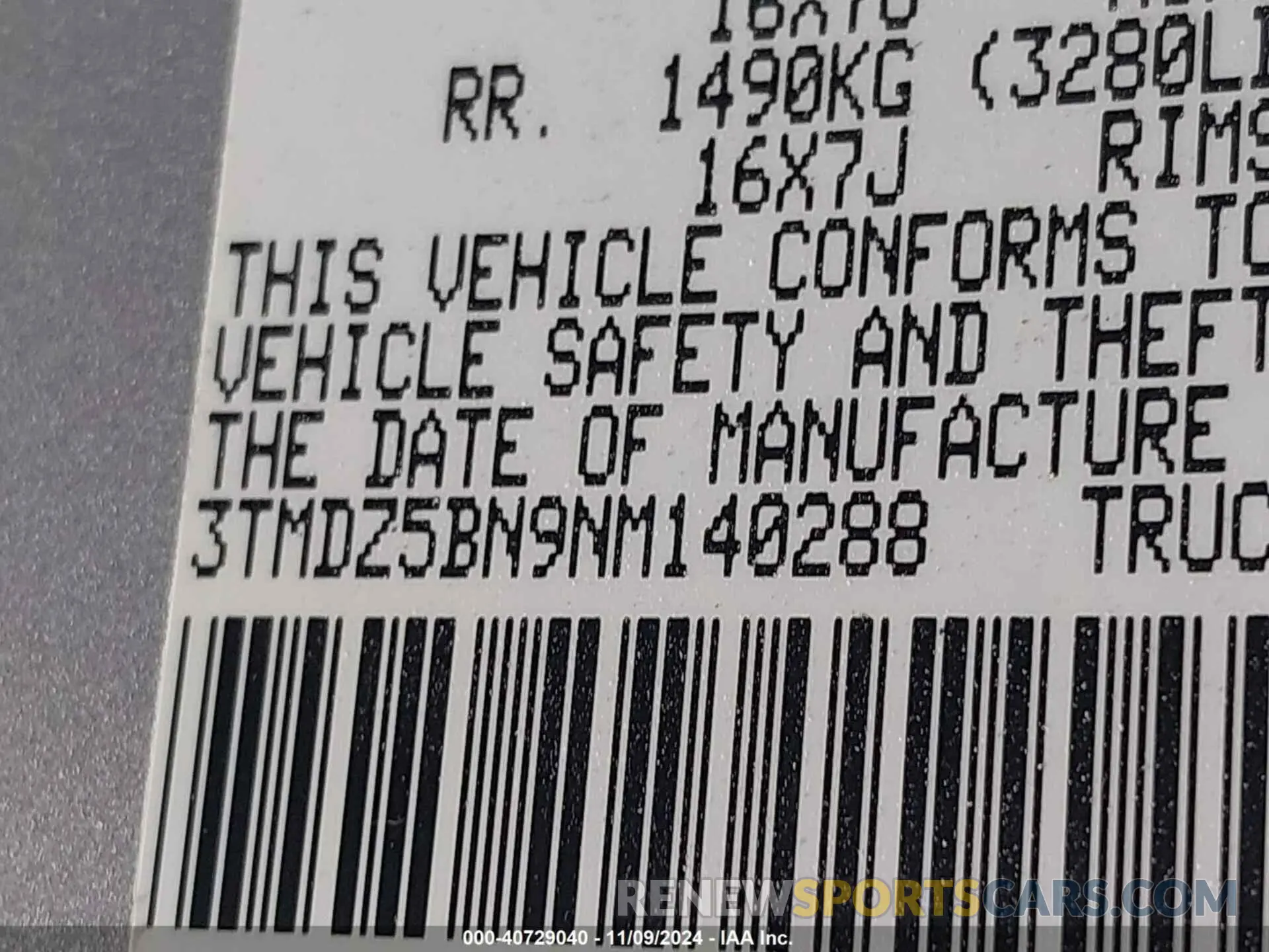 9 Photograph of a damaged car 3TMDZ5BN9NM140288 TOYOTA TACOMA 2022