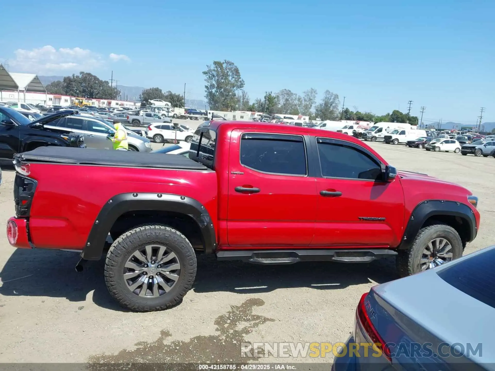 13 Photograph of a damaged car 3TMEZ5CNXNM173075 TOYOTA TACOMA 2022
