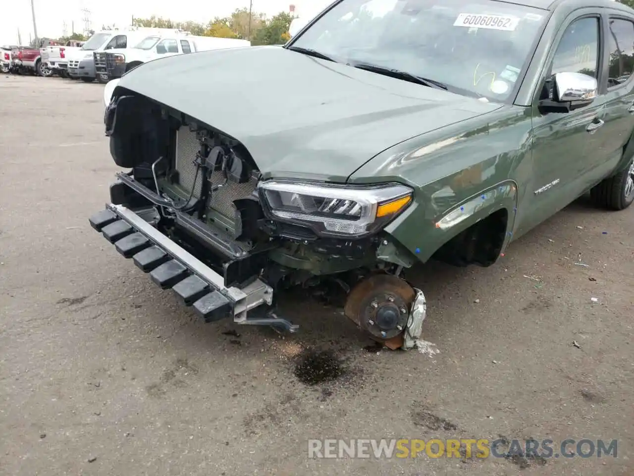 9 Photograph of a damaged car 3TMGZ5AN3NM457241 TOYOTA TACOMA 2022