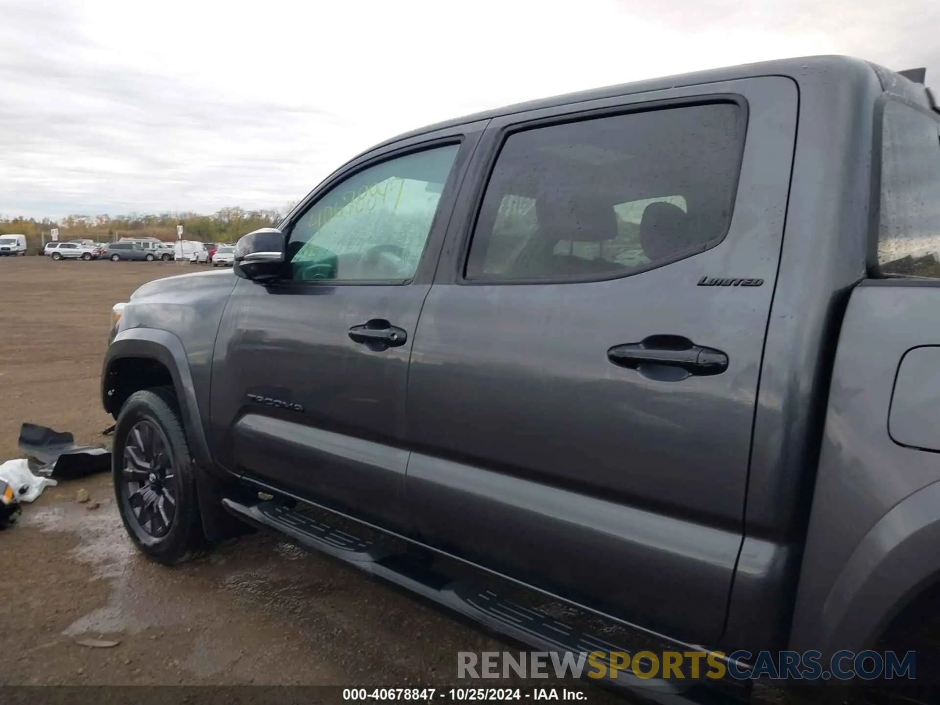 15 Photograph of a damaged car 3TMGZ5AN5NM464644 TOYOTA TACOMA 2022