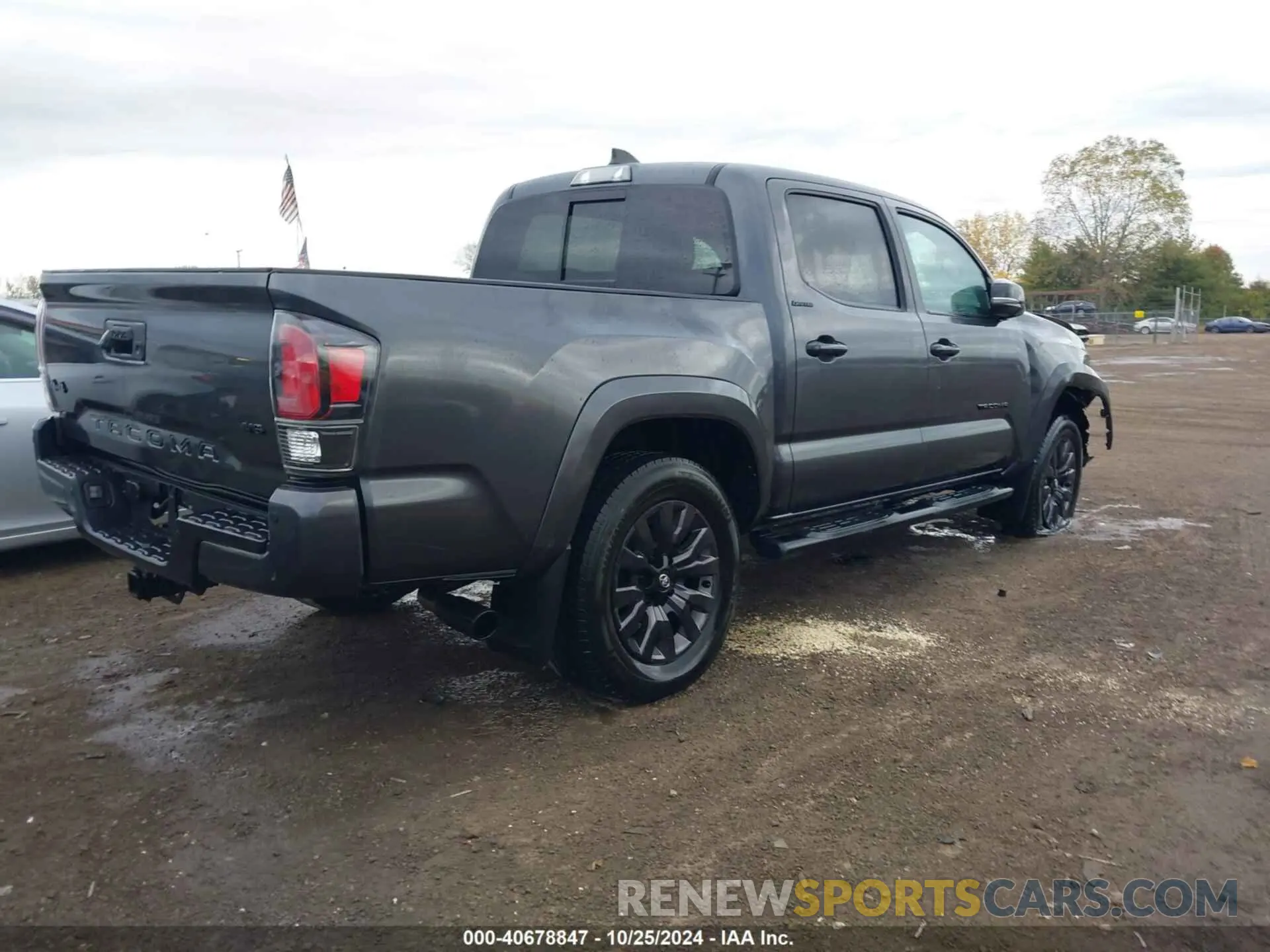 4 Photograph of a damaged car 3TMGZ5AN5NM464644 TOYOTA TACOMA 2022