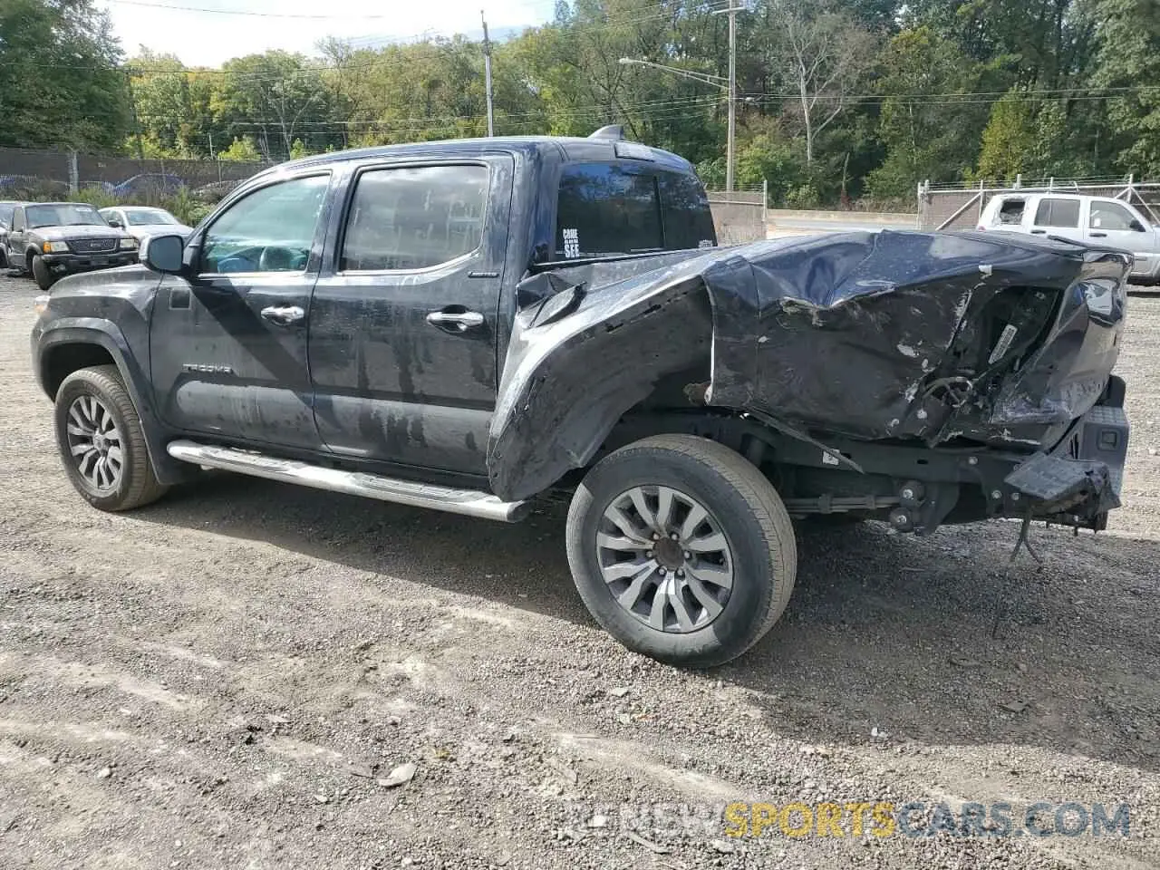 2 Photograph of a damaged car 3TMGZ5AN5NM477412 TOYOTA TACOMA 2022
