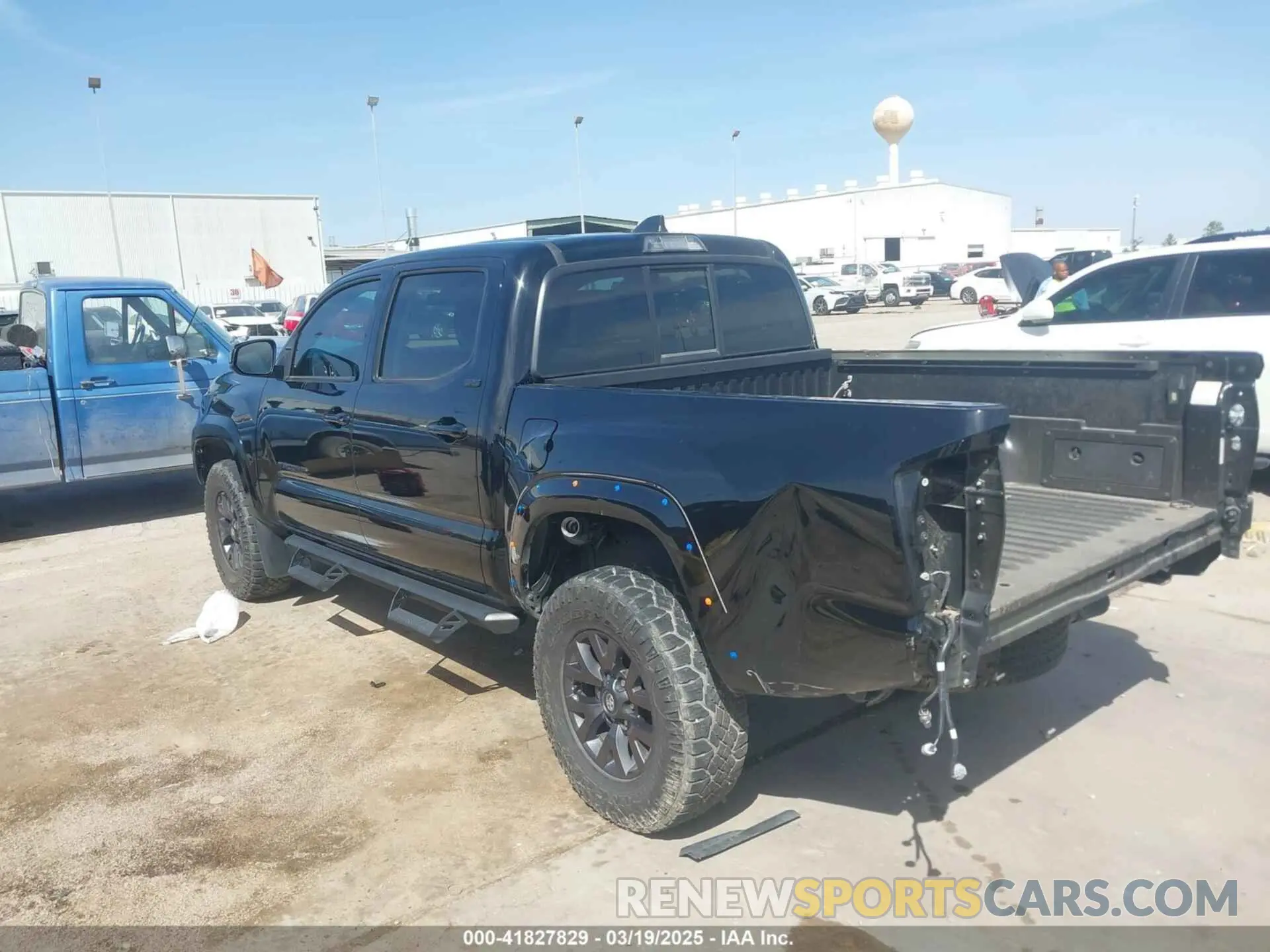 3 Photograph of a damaged car 3TYAX5GN0NT057032 TOYOTA TACOMA 2022