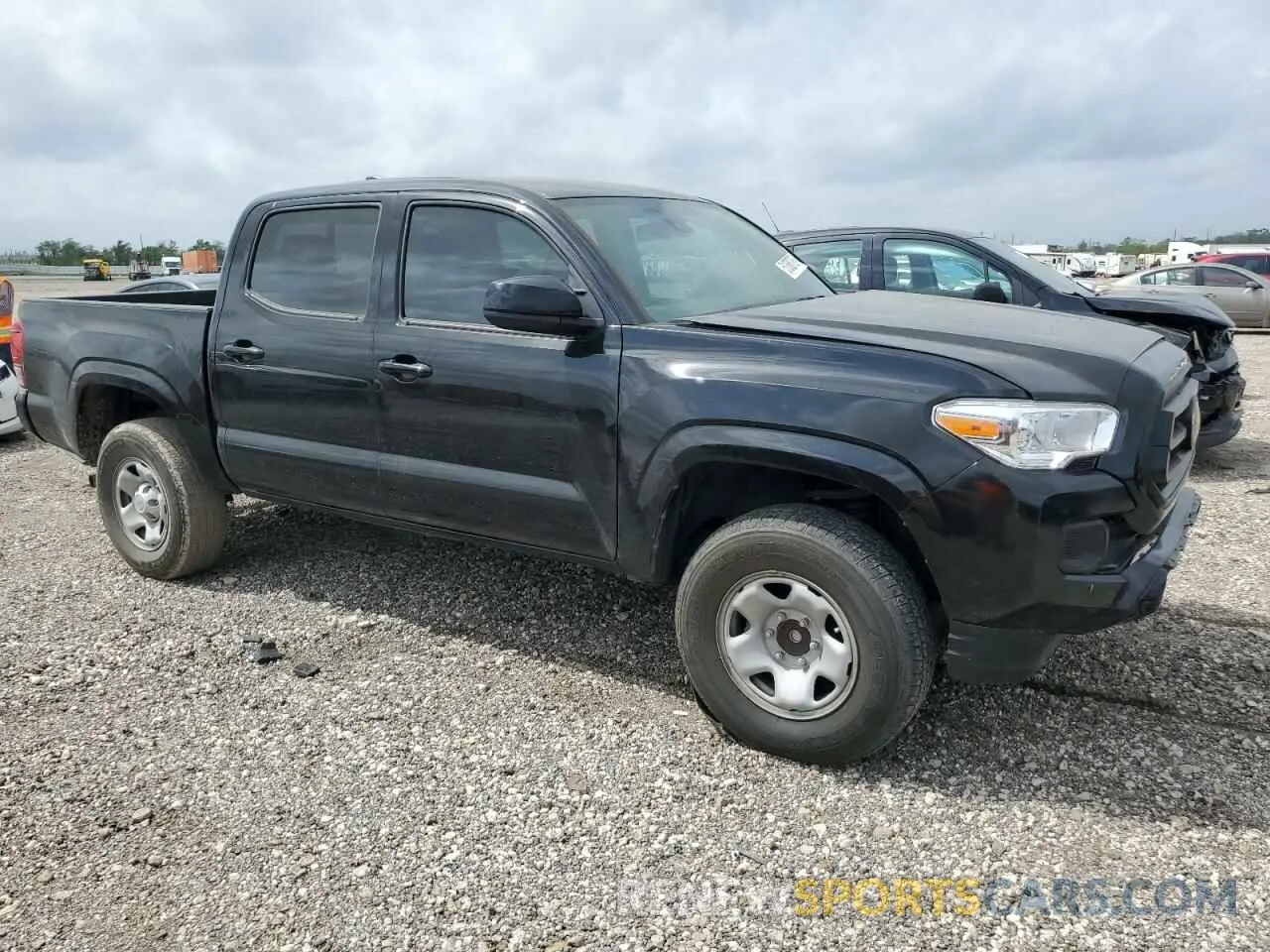 4 Photograph of a damaged car 3TYAX5GN0NT057953 TOYOTA TACOMA 2022