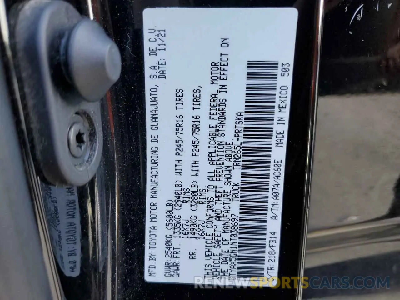12 Photograph of a damaged car 3TYAX5GN1NT038697 TOYOTA TACOMA 2022