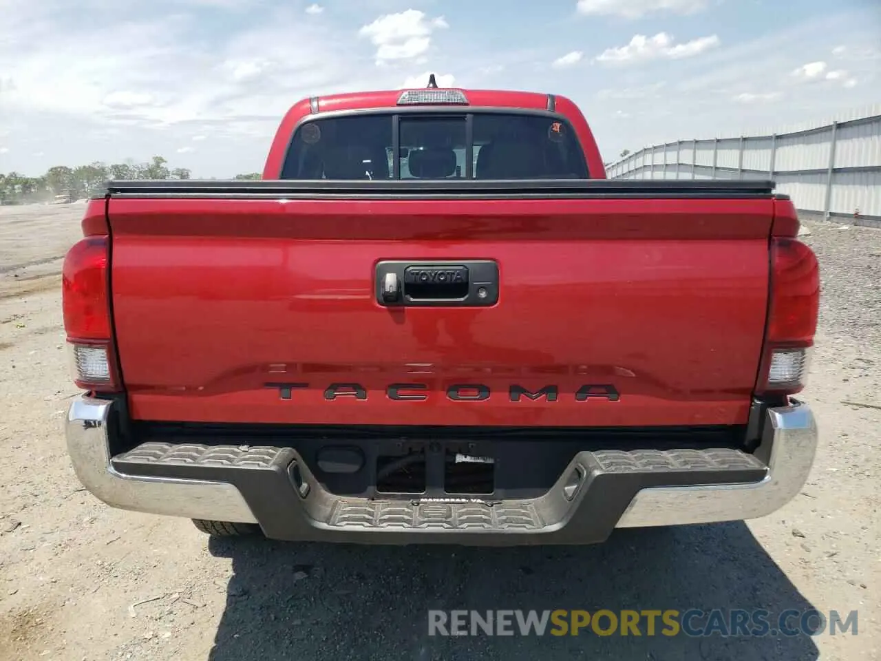6 Photograph of a damaged car 3TYAX5GN2NT041995 TOYOTA TACOMA 2022