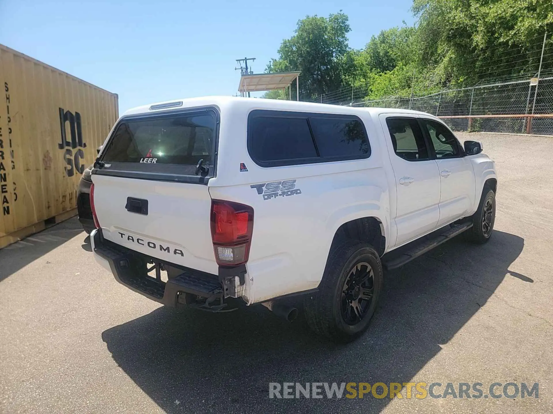 15 Photograph of a damaged car 3TYAX5GN3NT040306 TOYOTA TACOMA 2022