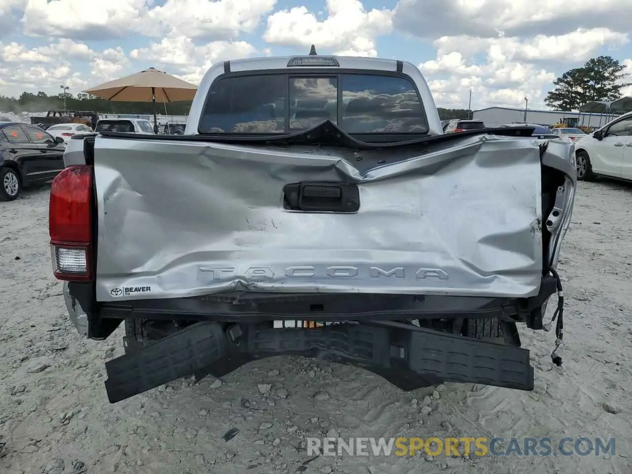 6 Photograph of a damaged car 3TYAX5GN3NT047403 TOYOTA TACOMA 2022