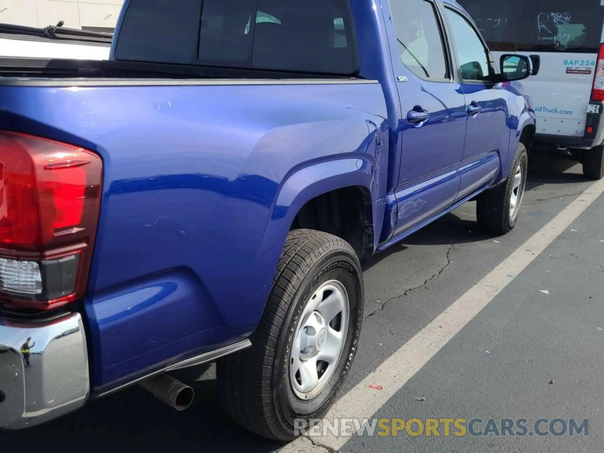 15 Photograph of a damaged car 3TYAX5GN3NT054495 TOYOTA TACOMA 2022