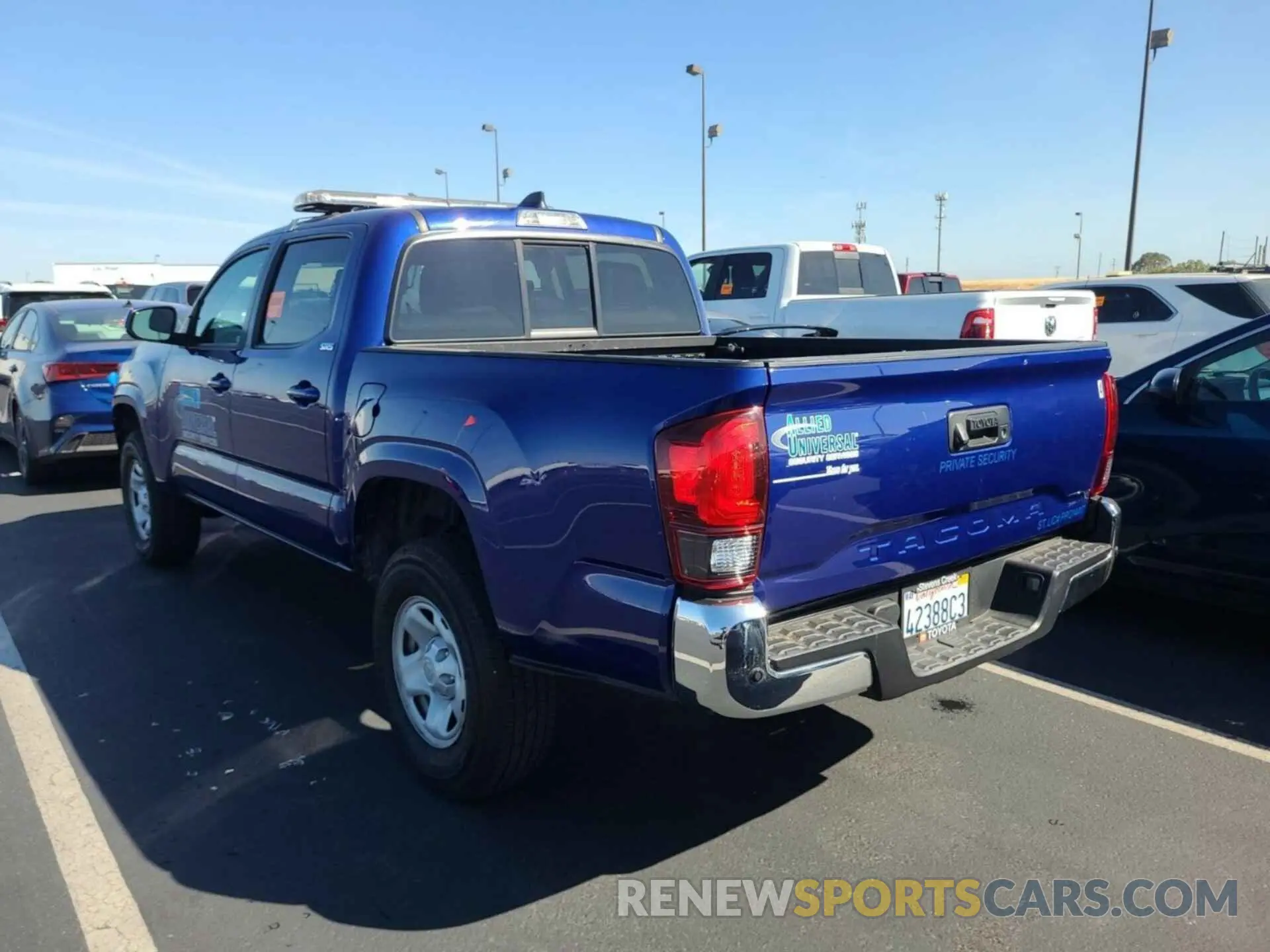 18 Photograph of a damaged car 3TYAX5GN3NT054495 TOYOTA TACOMA 2022