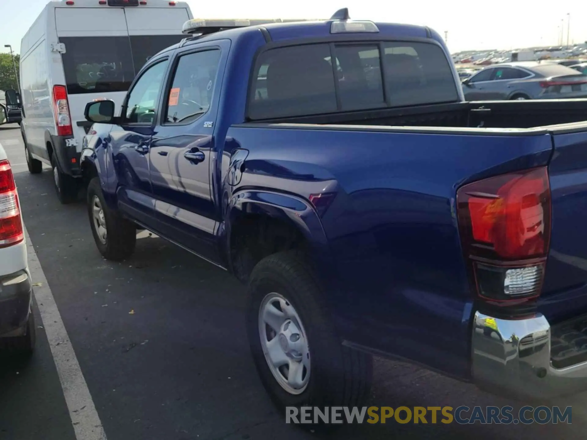 53 Photograph of a damaged car 3TYAX5GN3NT054495 TOYOTA TACOMA 2022