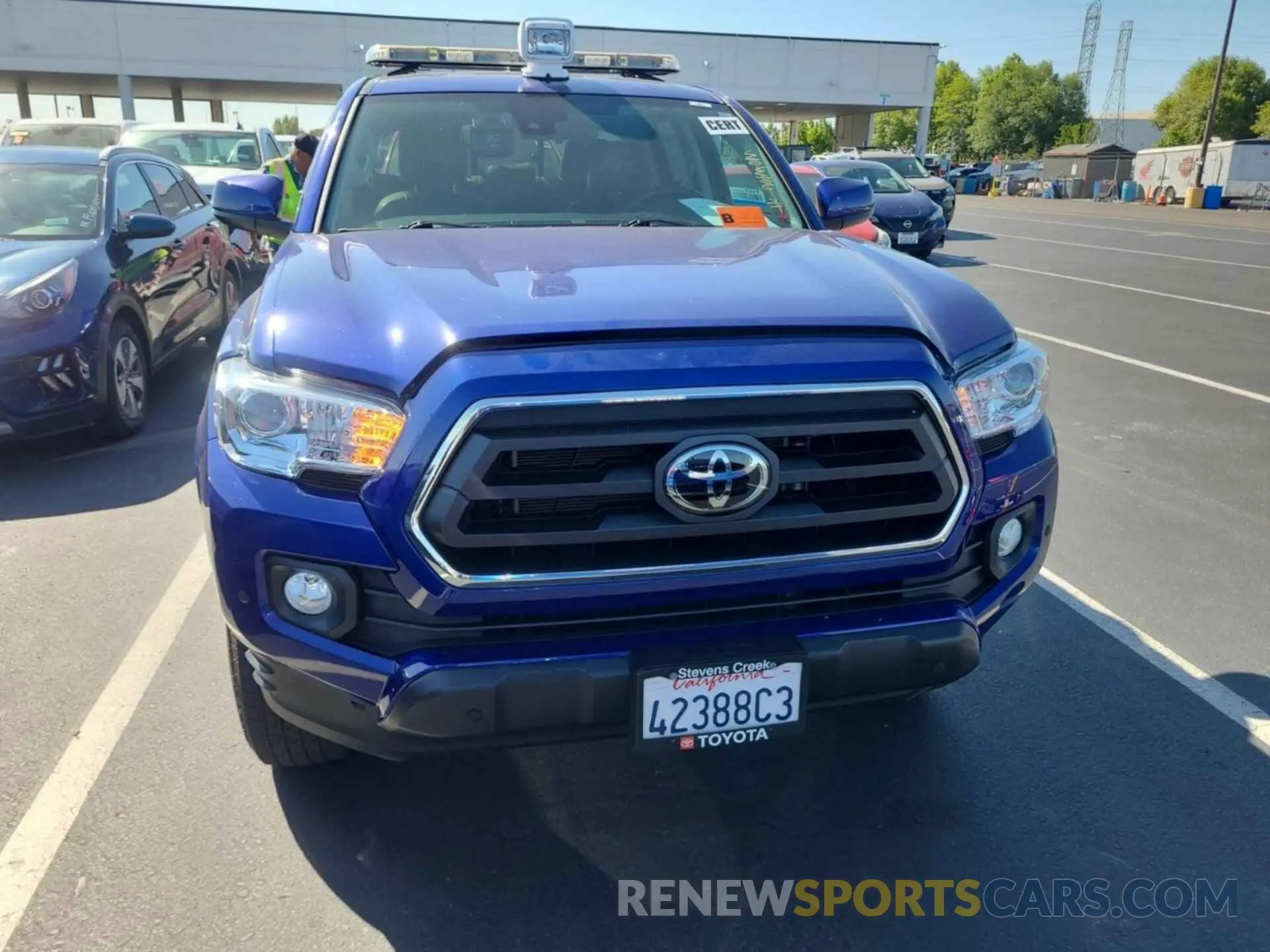 6 Photograph of a damaged car 3TYAX5GN3NT054495 TOYOTA TACOMA 2022