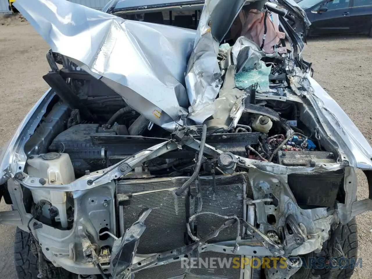 12 Photograph of a damaged car 3TYAX5GN4NT040556 TOYOTA TACOMA 2022