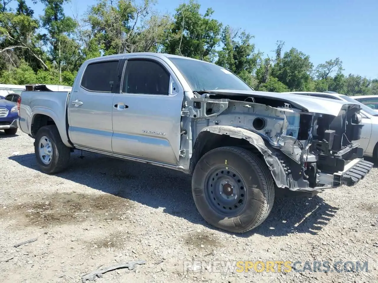 4 Photograph of a damaged car 3TYAX5GN5NT050514 TOYOTA TACOMA 2022