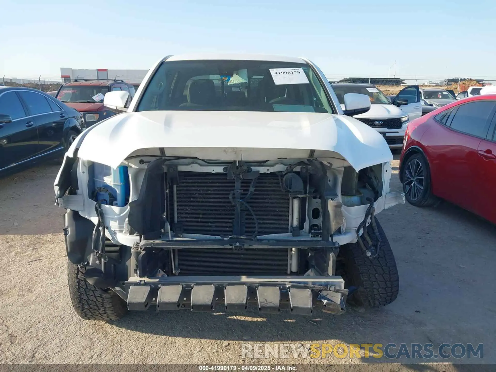 12 Photograph of a damaged car 3TYAX5GN6NT057732 TOYOTA TACOMA 2022