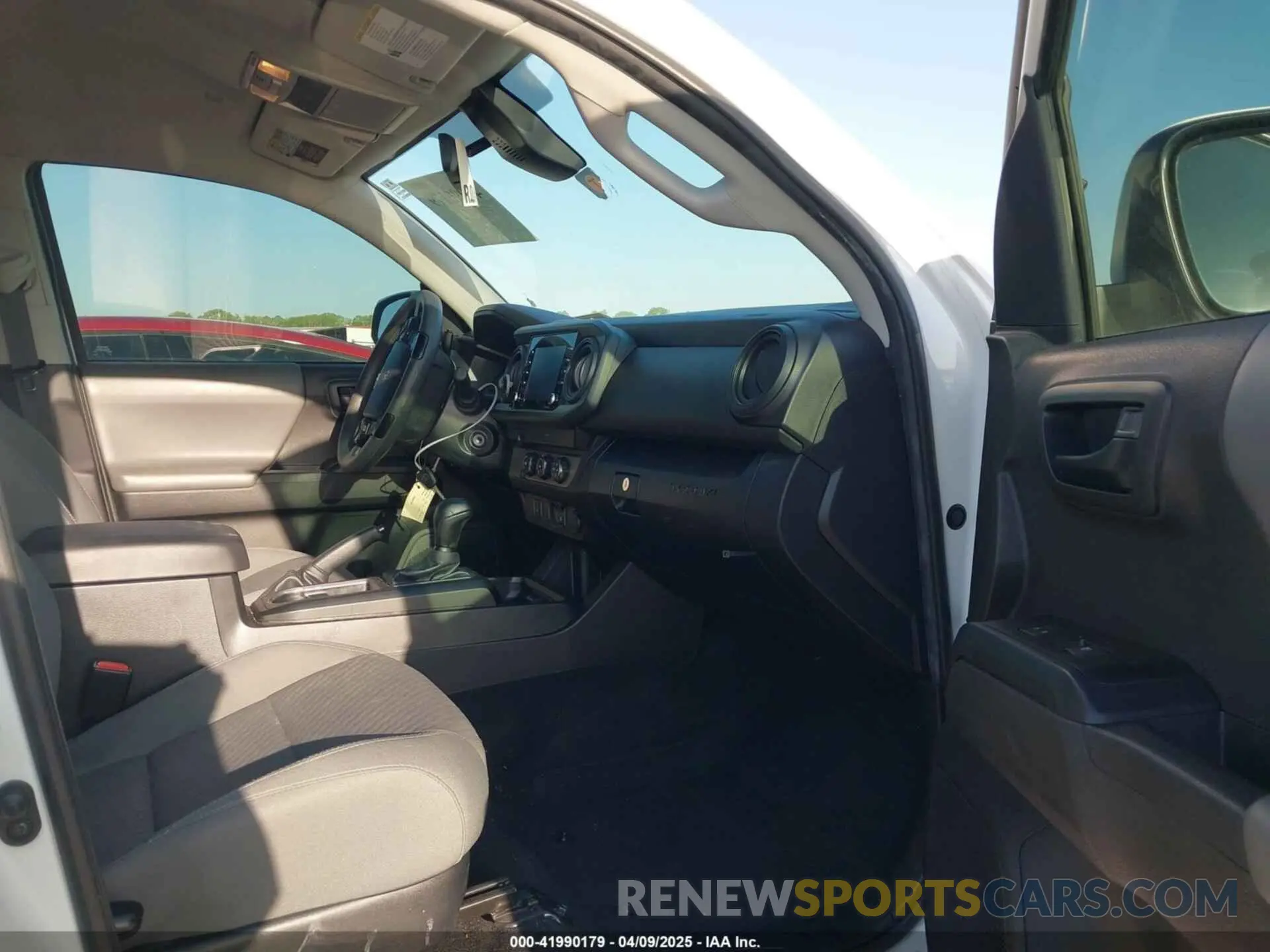 5 Photograph of a damaged car 3TYAX5GN6NT057732 TOYOTA TACOMA 2022