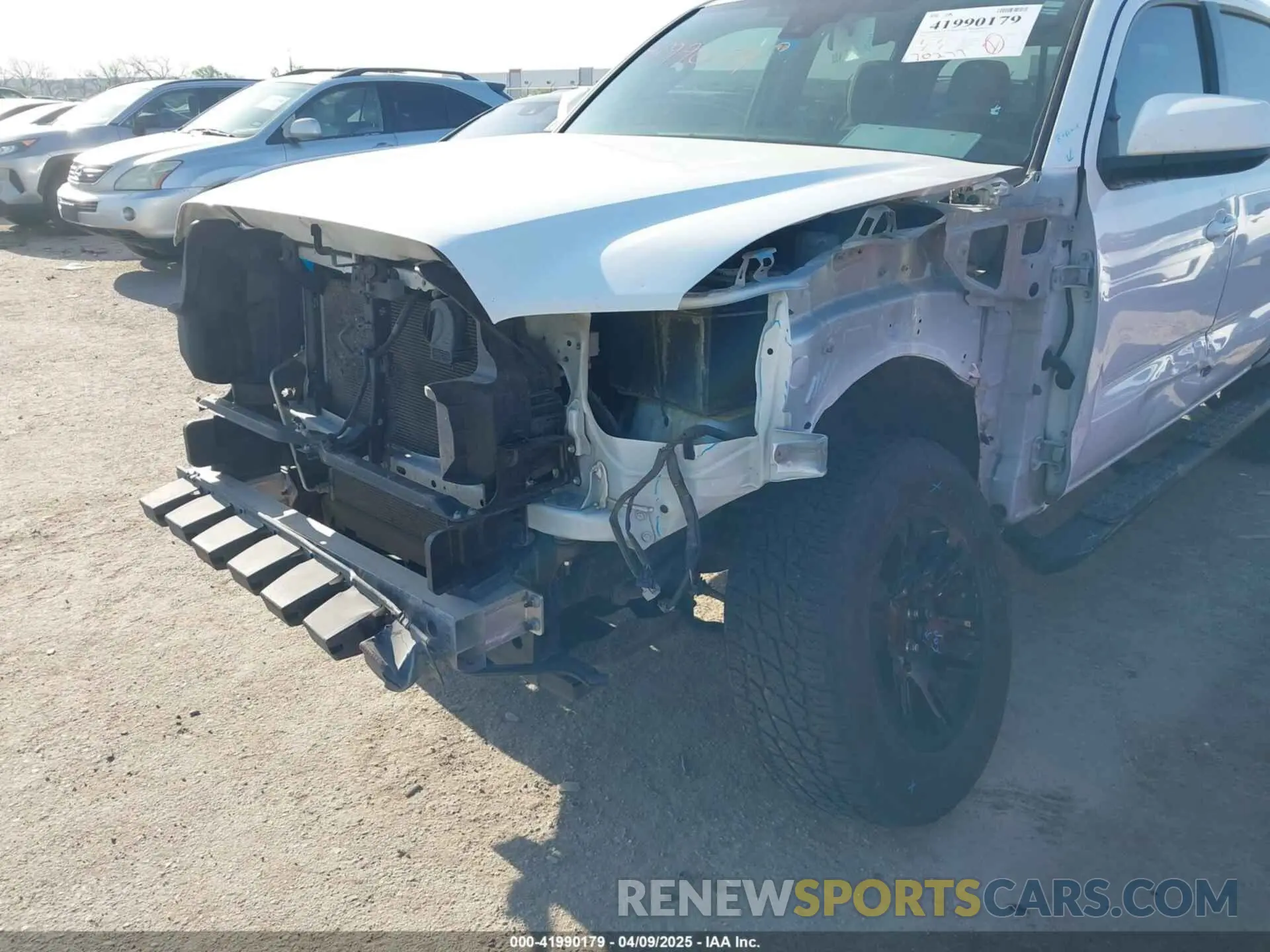 6 Photograph of a damaged car 3TYAX5GN6NT057732 TOYOTA TACOMA 2022