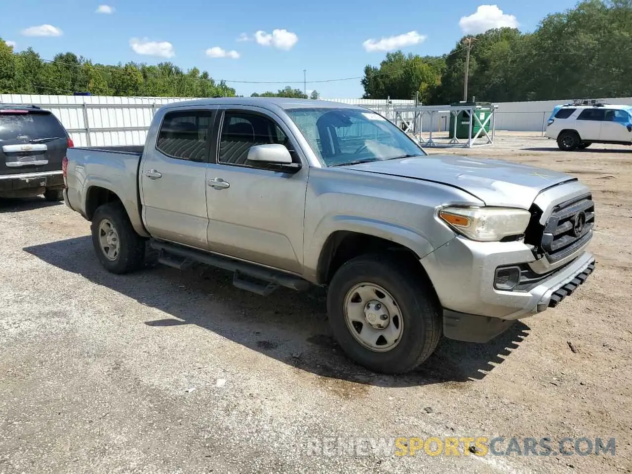 4 Photograph of a damaged car 3TYAX5GN7NT035982 TOYOTA TACOMA 2022