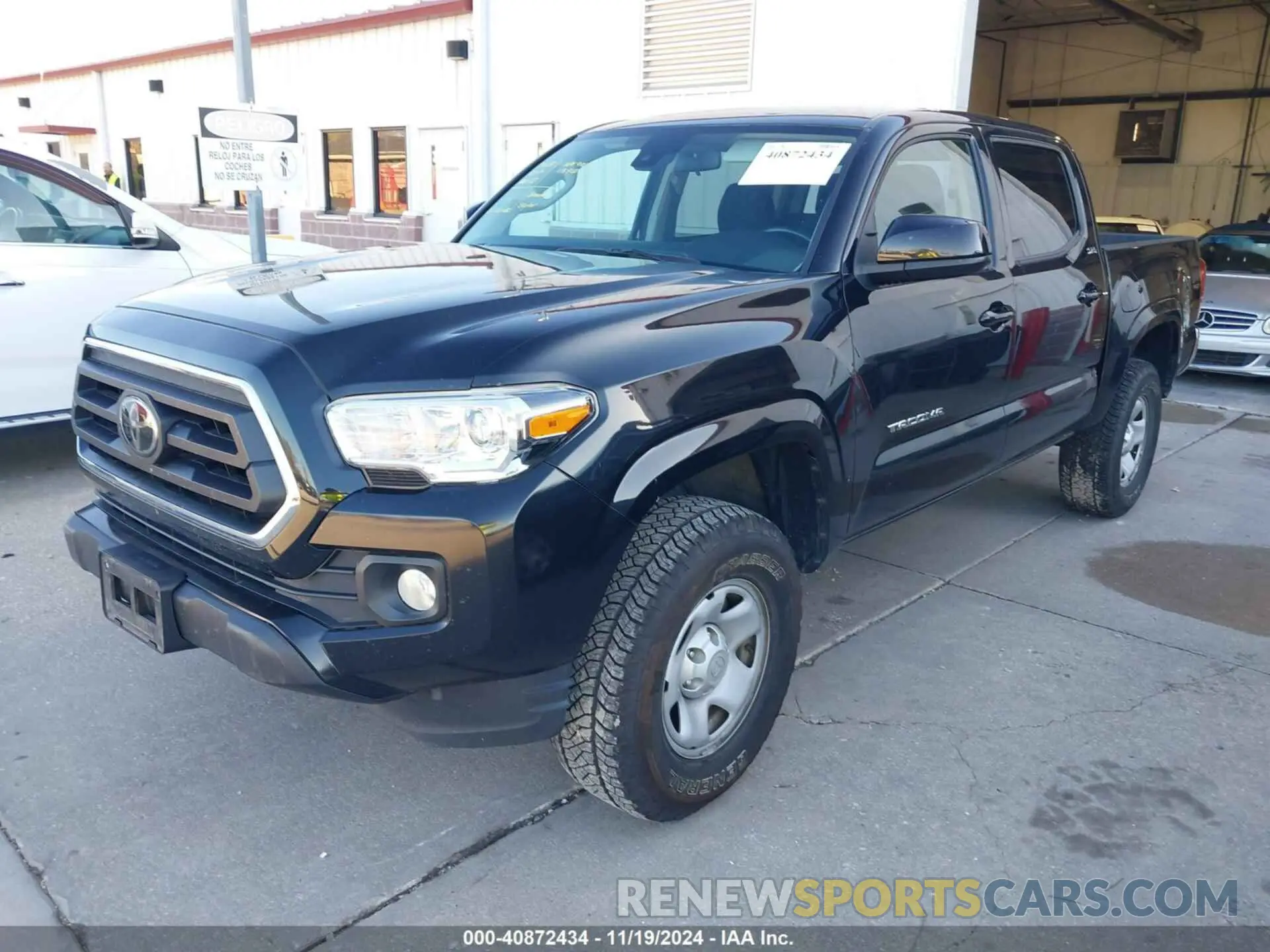 2 Photograph of a damaged car 3TYAX5GN9NT048572 TOYOTA TACOMA 2022