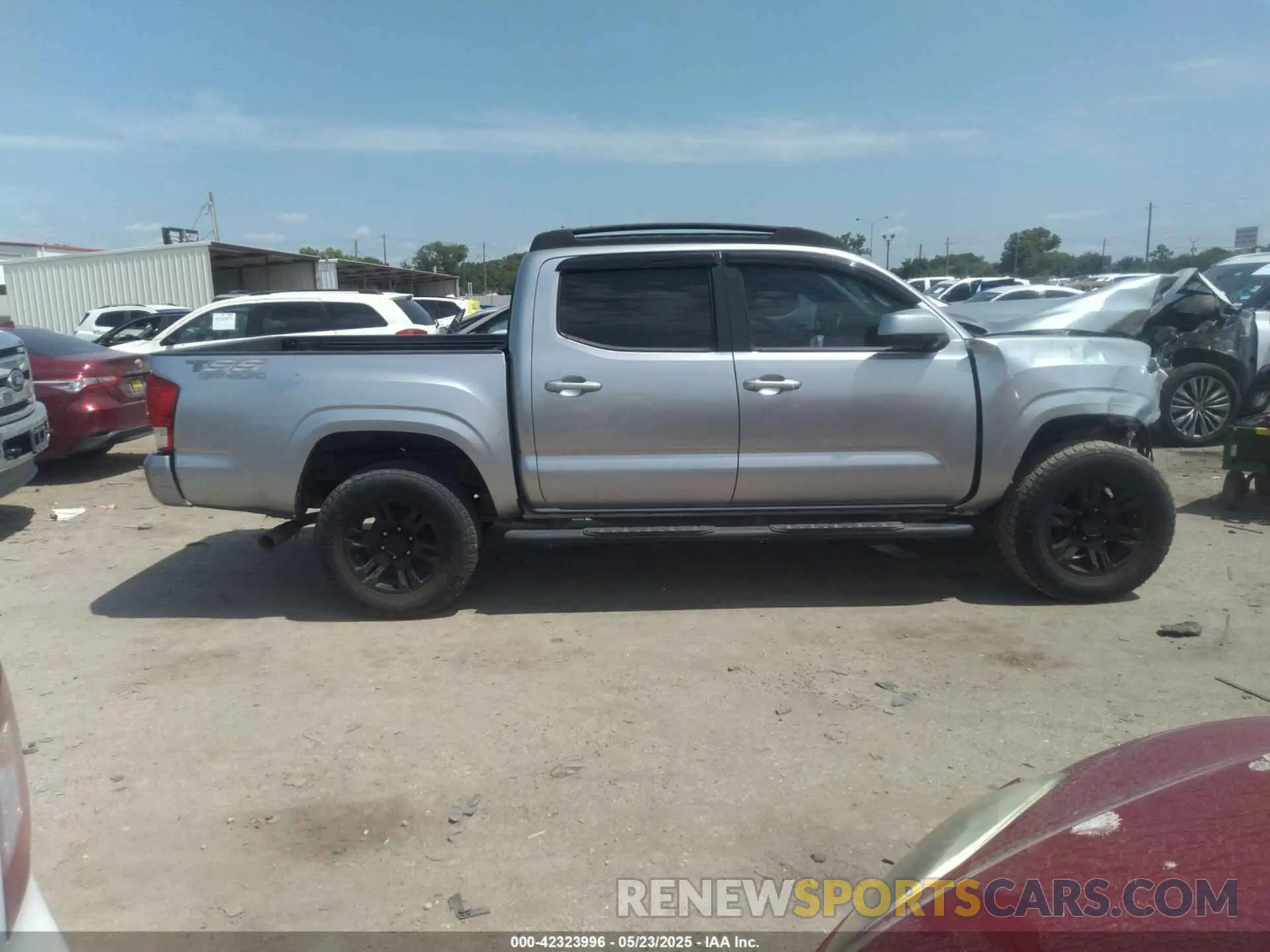 13 Photograph of a damaged car 3TYAX5GNXNT038651 TOYOTA TACOMA 2022