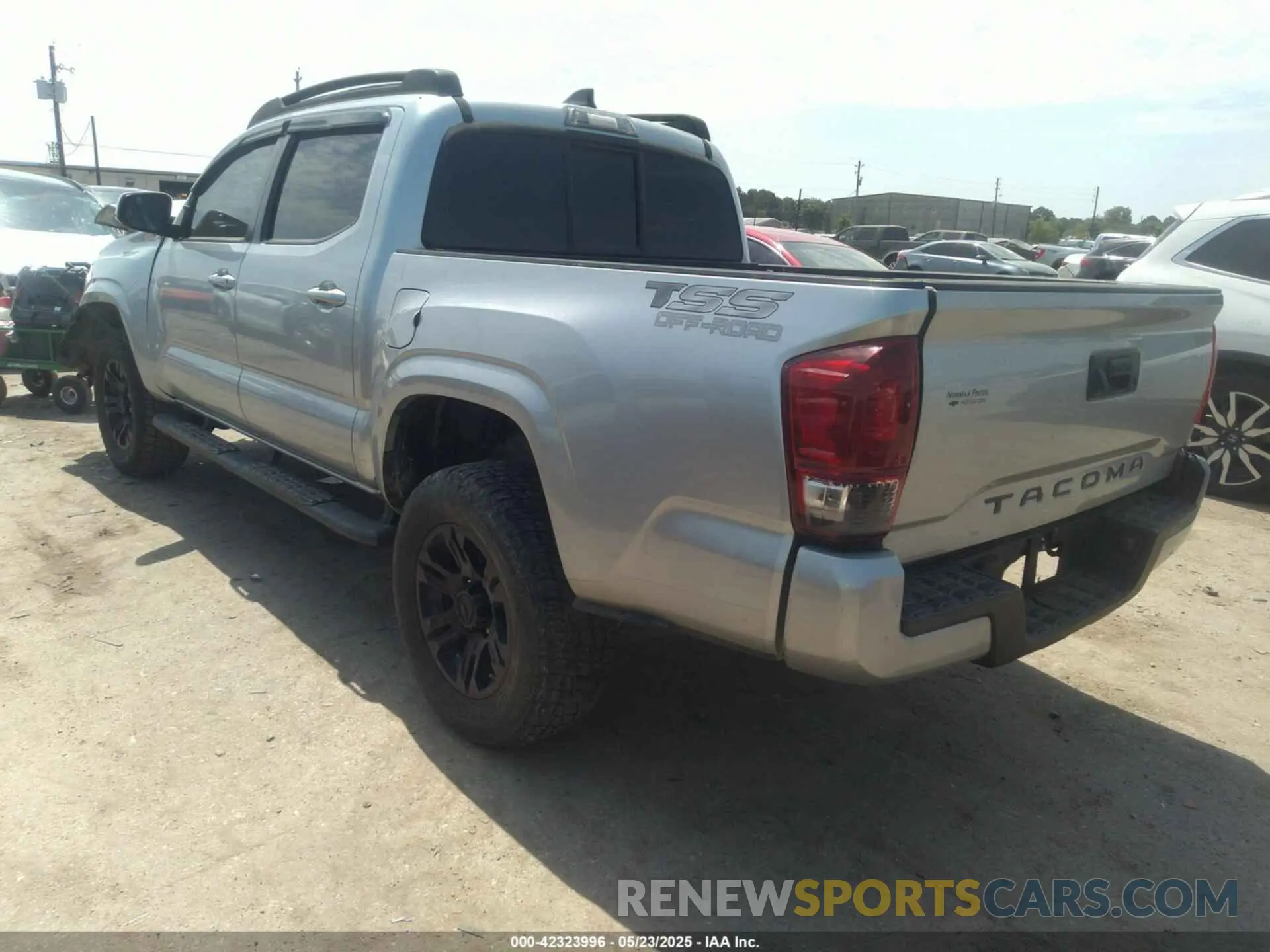 3 Photograph of a damaged car 3TYAX5GNXNT038651 TOYOTA TACOMA 2022