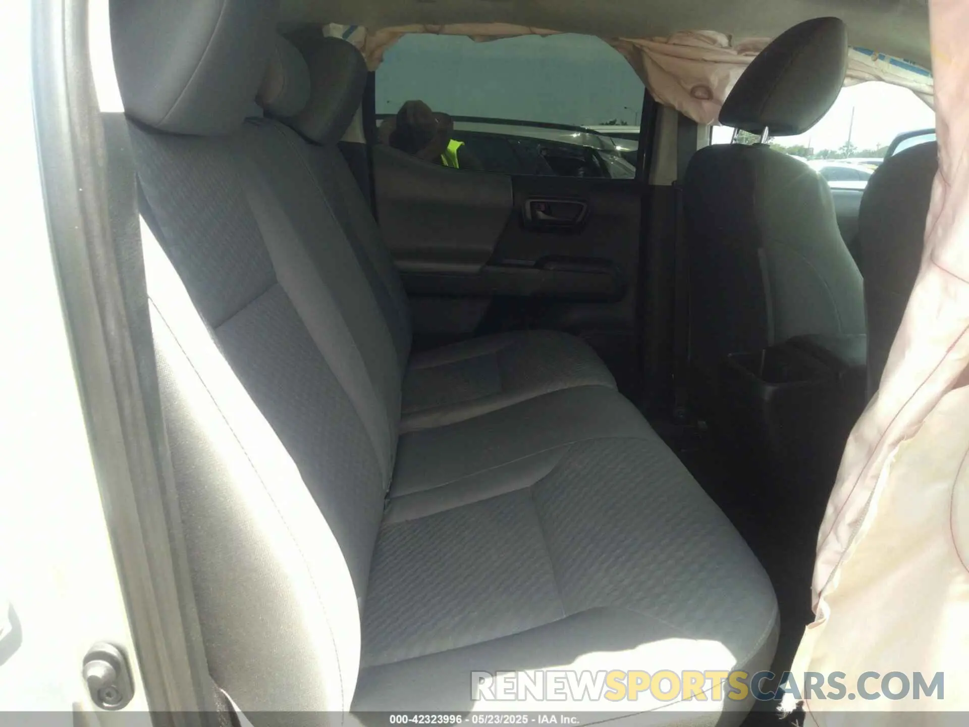 8 Photograph of a damaged car 3TYAX5GNXNT038651 TOYOTA TACOMA 2022