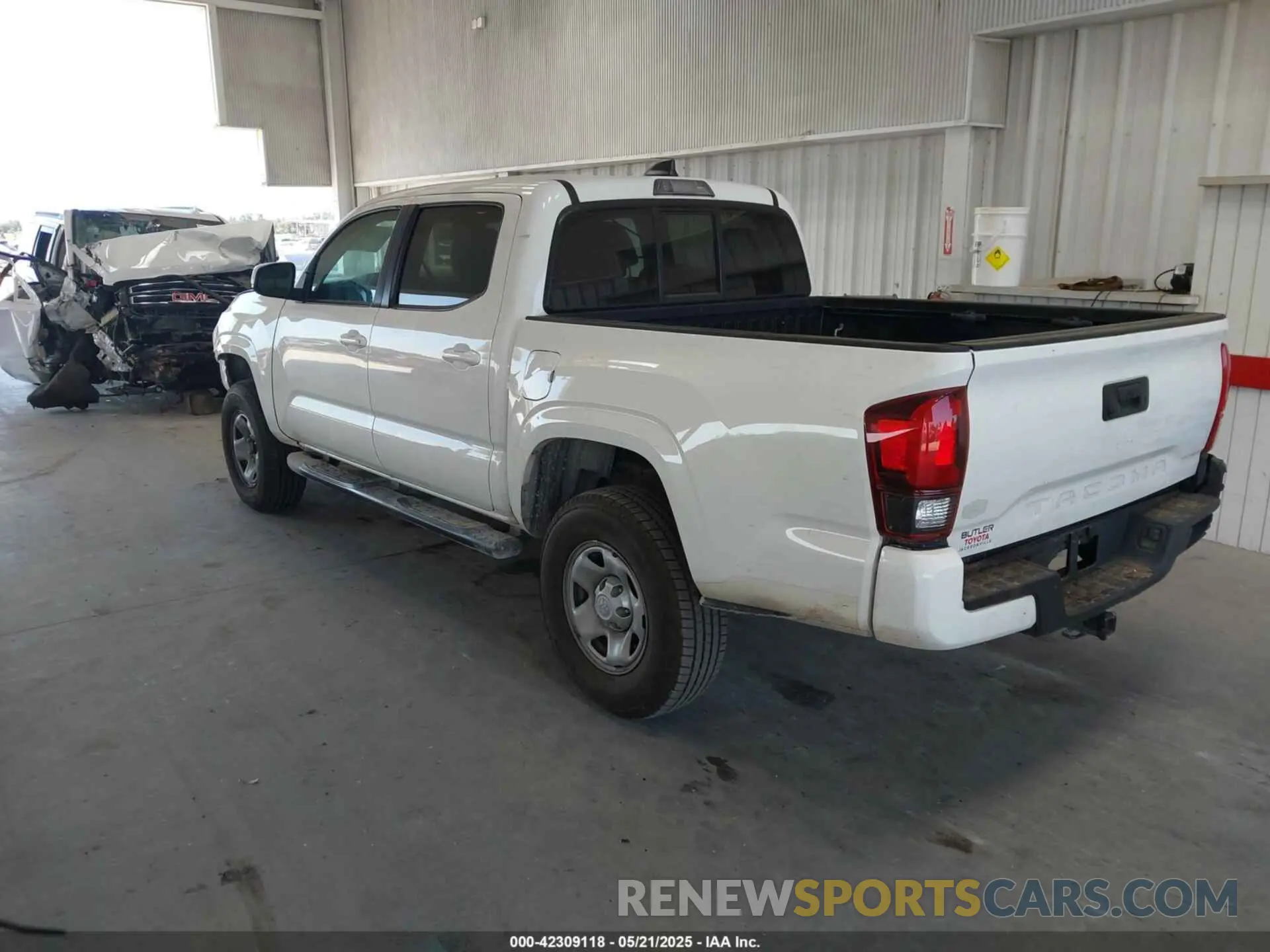 3 Photograph of a damaged car 3TYAX5GNXNT041663 TOYOTA TACOMA 2022