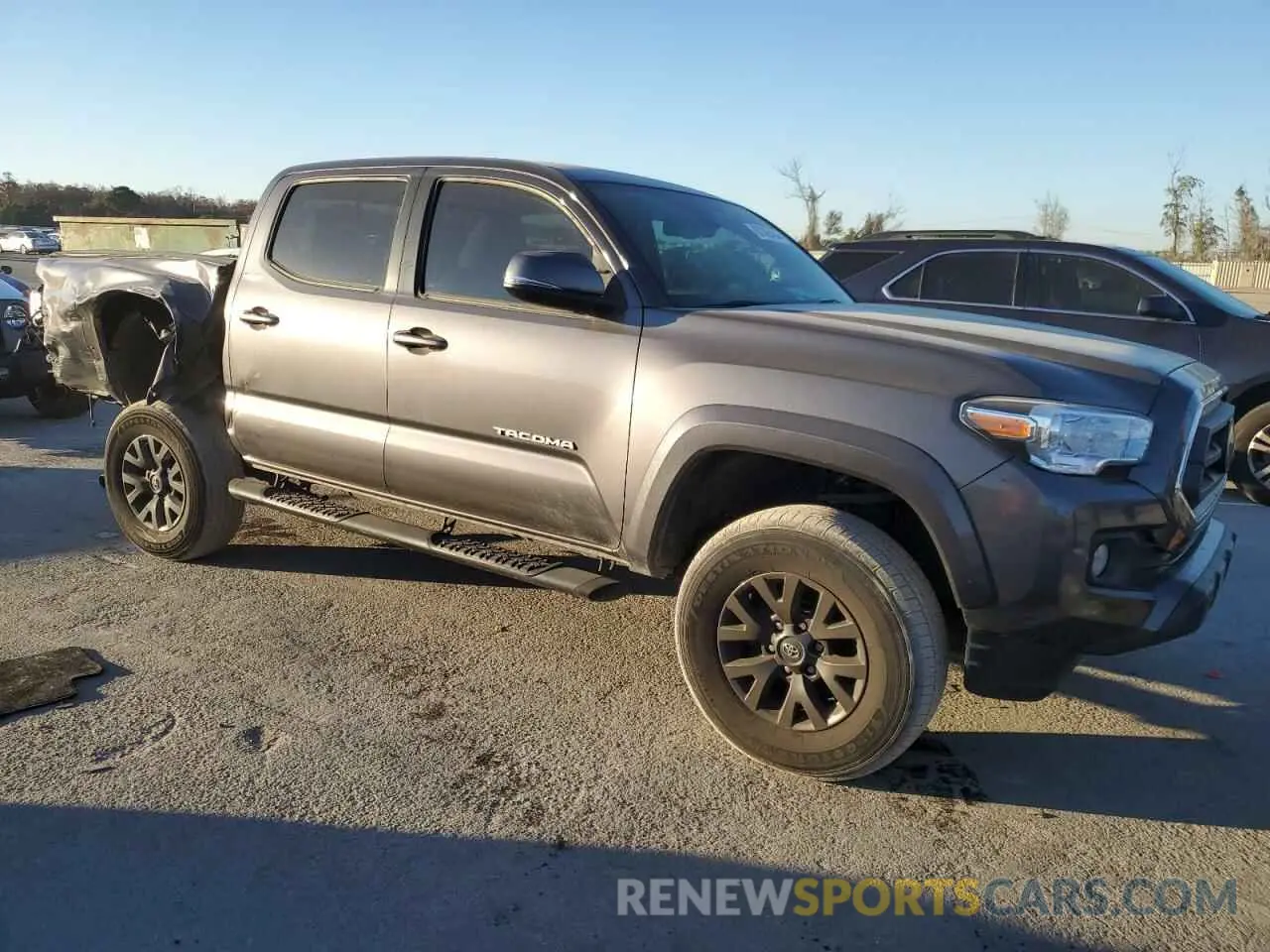 4 Photograph of a damaged car 3TYAZ5CN2NT016112 TOYOTA TACOMA 2022