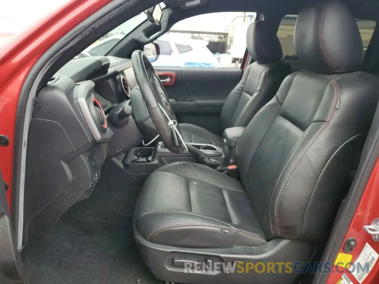 7 Photograph of a damaged car 3TYAZ5CN4NT024177 TOYOTA TACOMA 2022