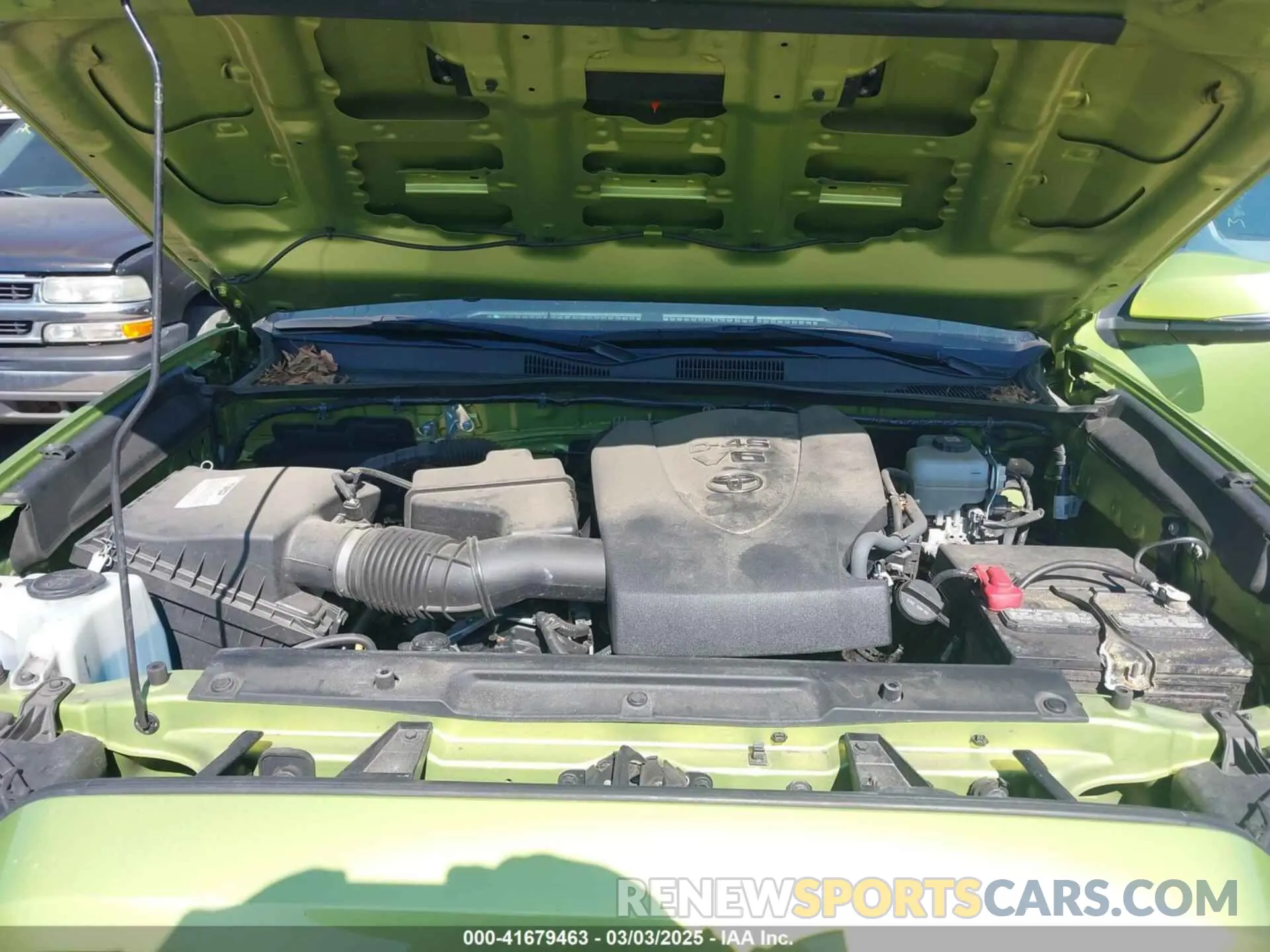 10 Photograph of a damaged car 3TYCZ5AN0NT069662 TOYOTA TACOMA 2022
