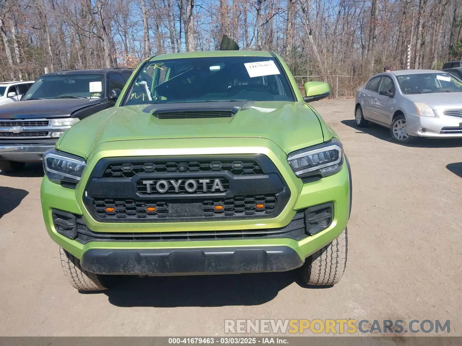12 Photograph of a damaged car 3TYCZ5AN0NT069662 TOYOTA TACOMA 2022