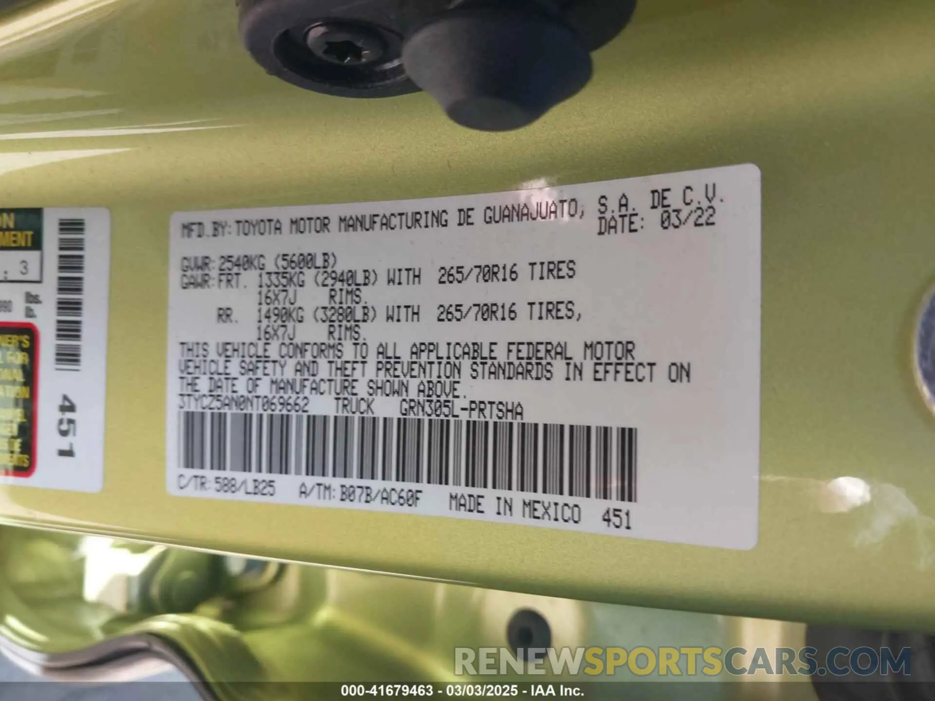 9 Photograph of a damaged car 3TYCZ5AN0NT069662 TOYOTA TACOMA 2022