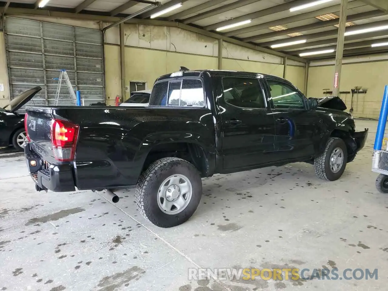 3 Photograph of a damaged car 3TYCZ5AN0NT073890 TOYOTA TACOMA 2022