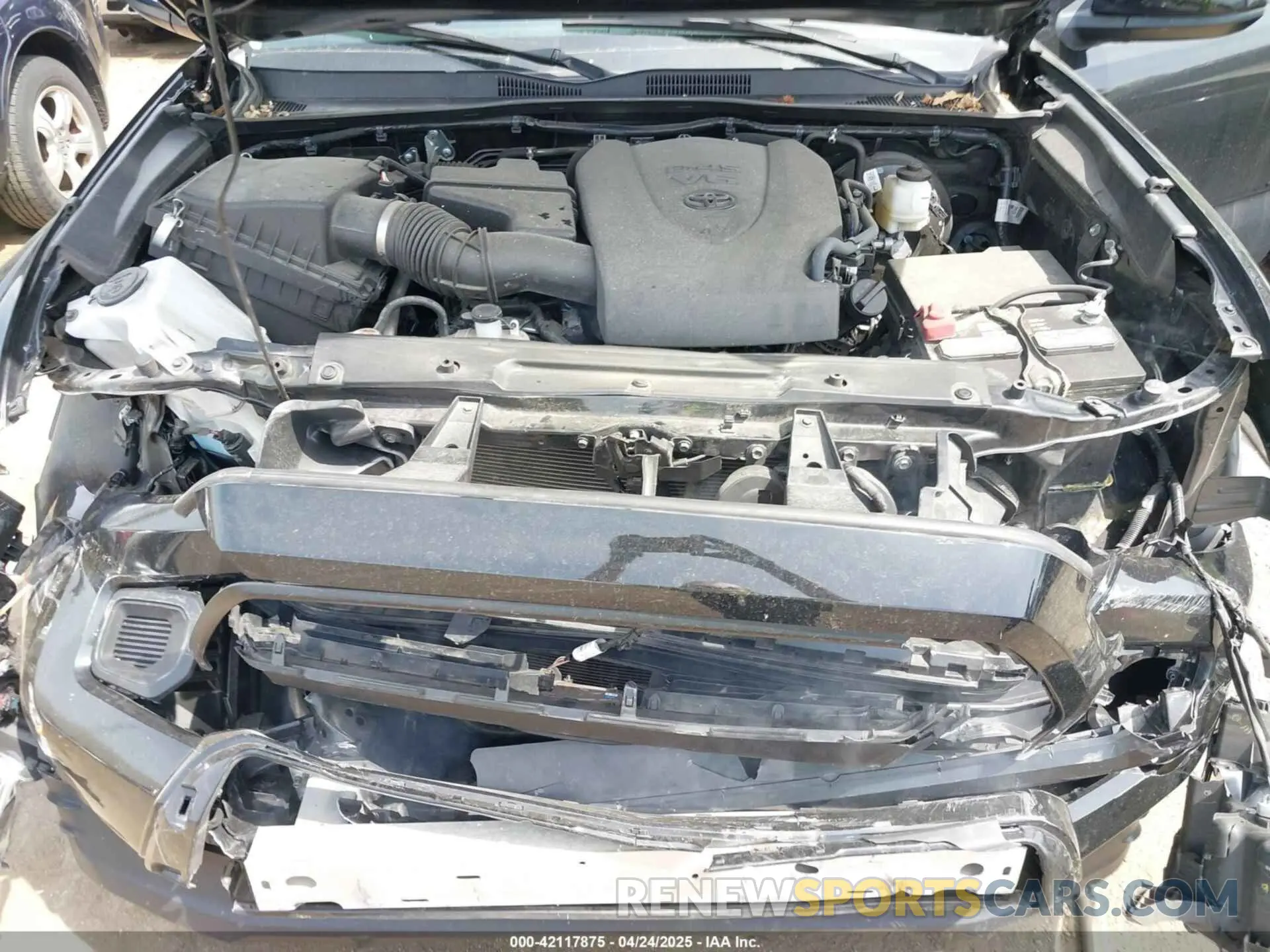 10 Photograph of a damaged car 3TYCZ5AN0NT074683 TOYOTA TACOMA 2022