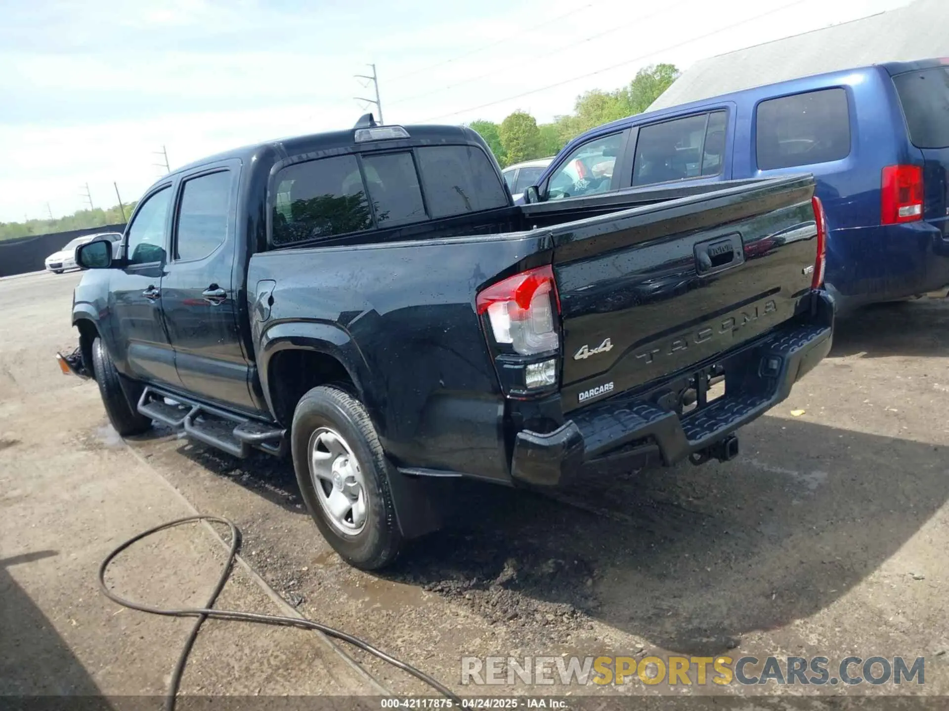 3 Photograph of a damaged car 3TYCZ5AN0NT074683 TOYOTA TACOMA 2022