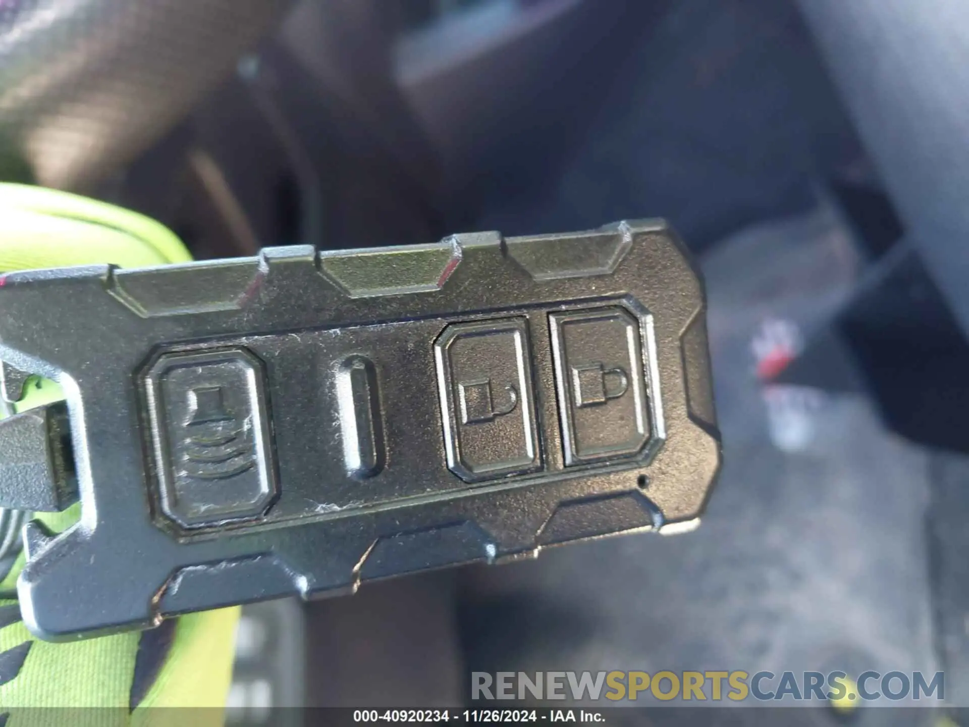 11 Photograph of a damaged car 3TYCZ5AN1NT066933 TOYOTA TACOMA 2022