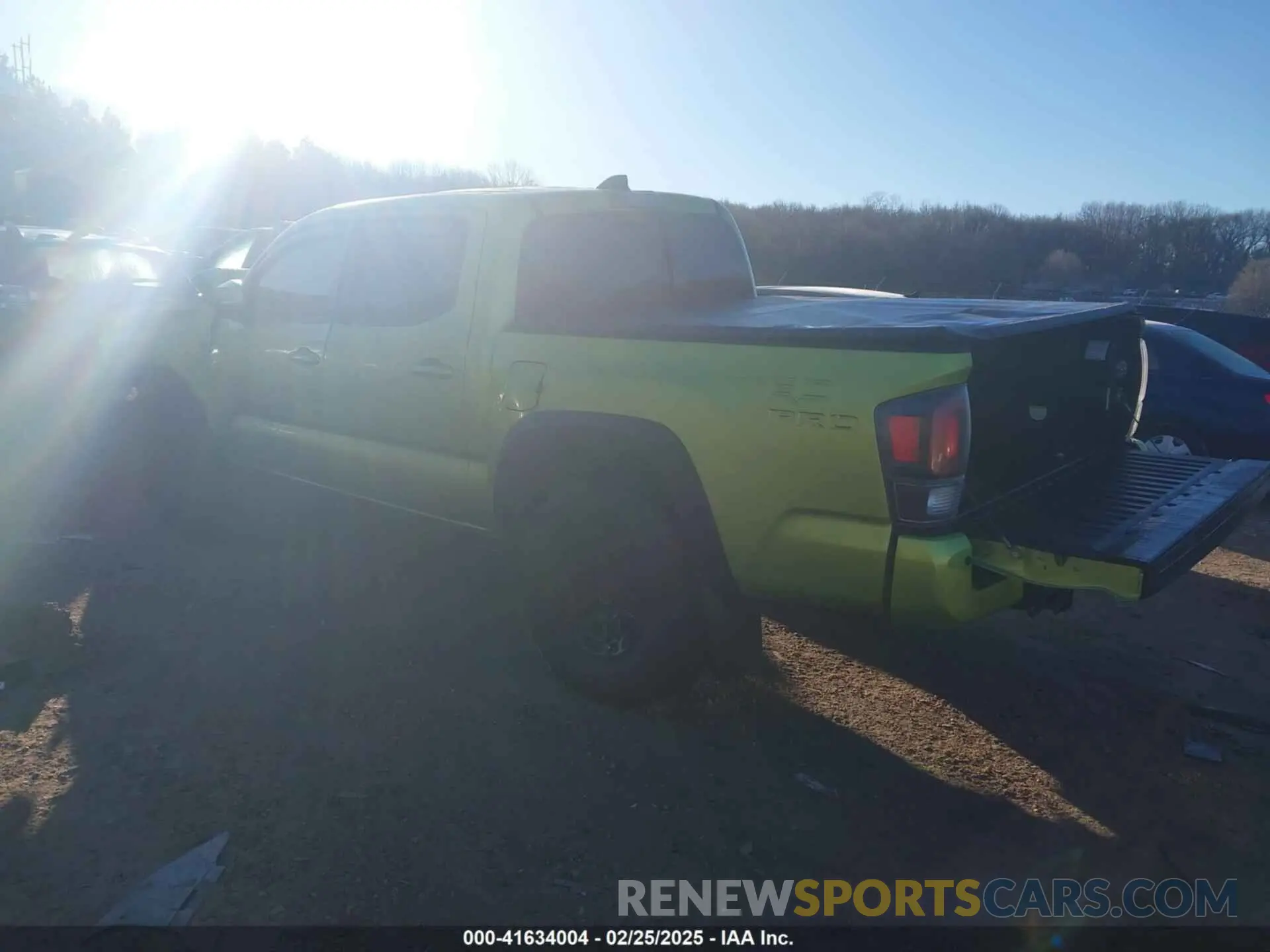 3 Photograph of a damaged car 3TYCZ5AN2NT065290 TOYOTA TACOMA 2022
