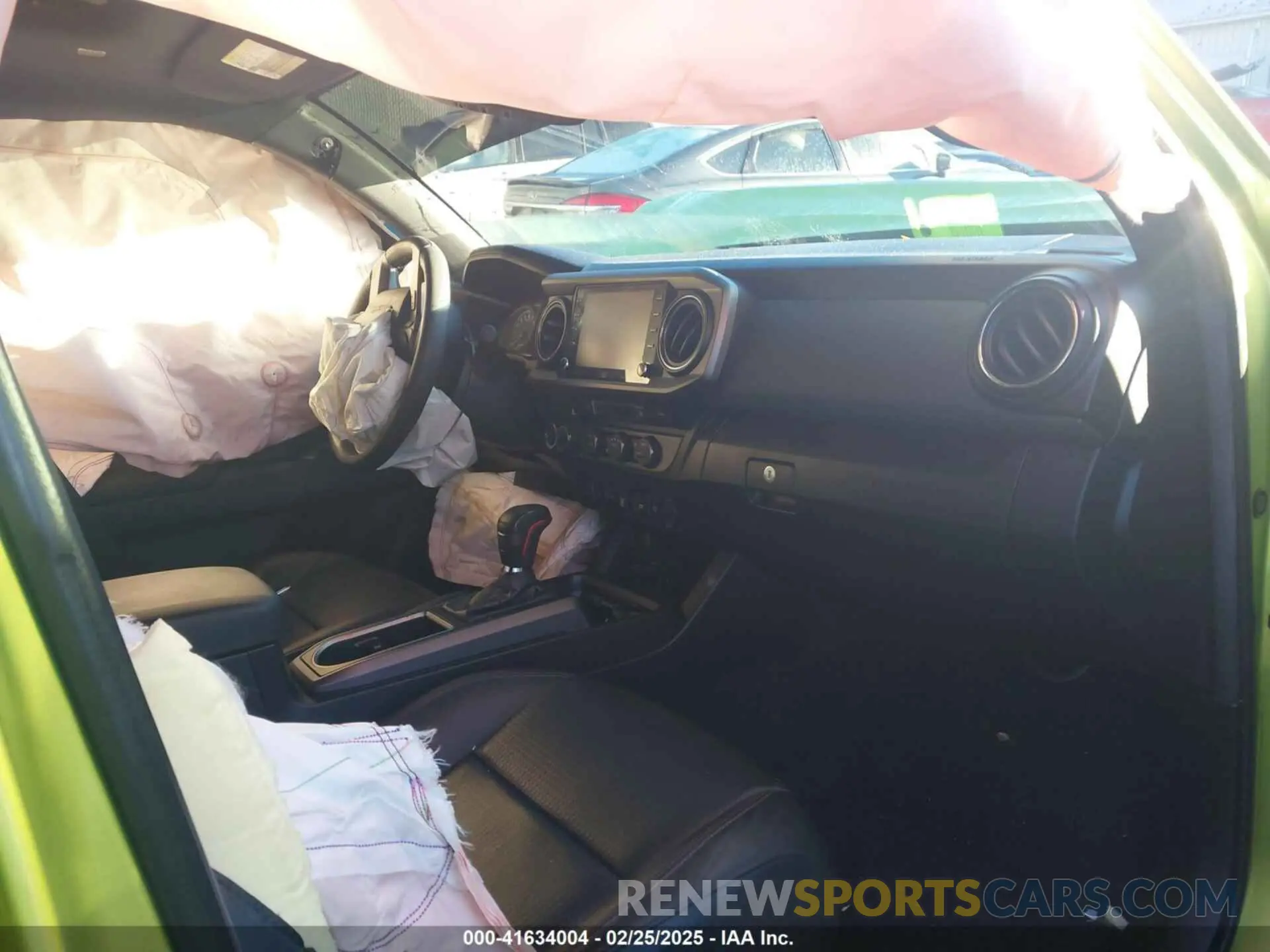 5 Photograph of a damaged car 3TYCZ5AN2NT065290 TOYOTA TACOMA 2022