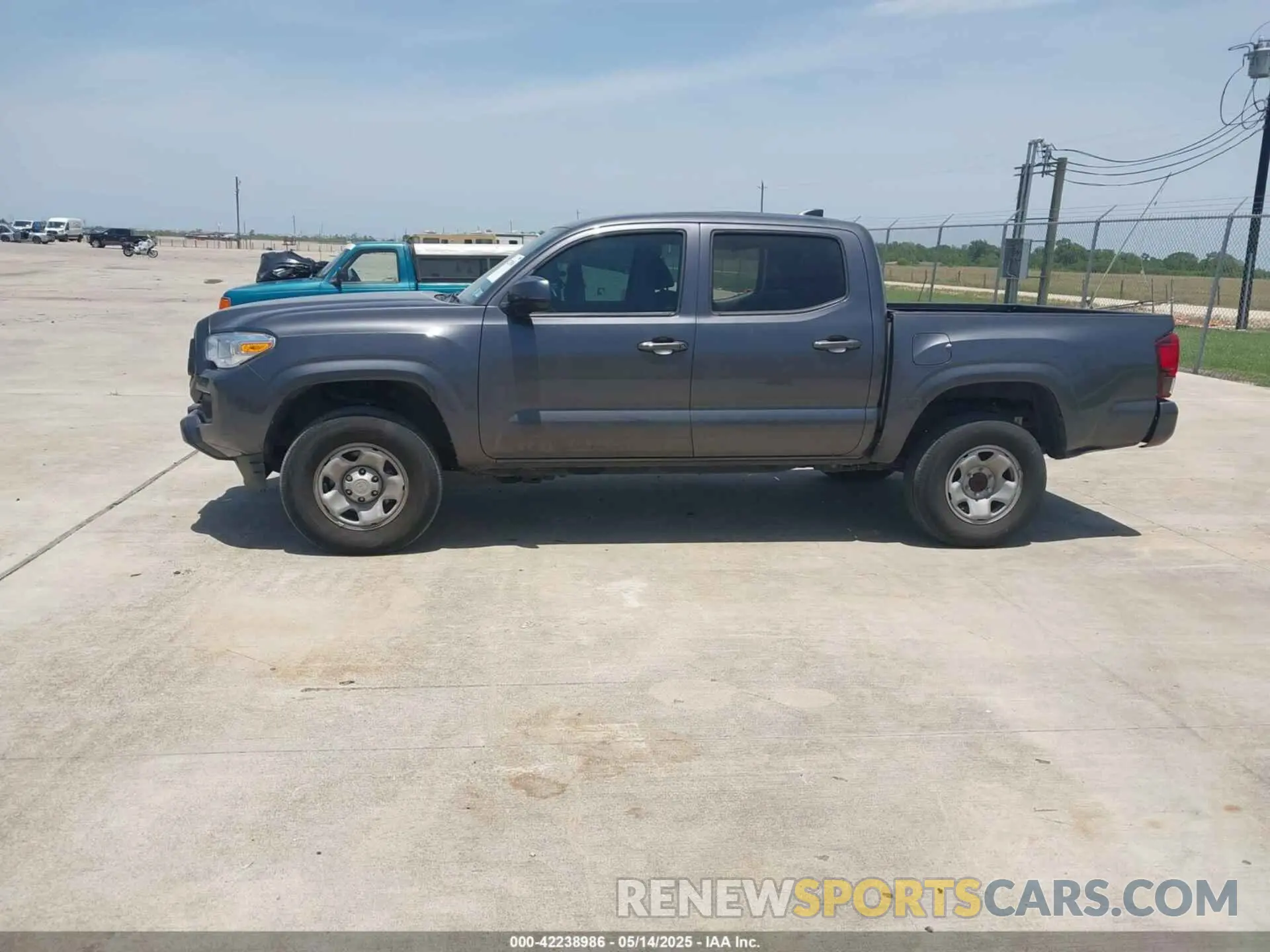 14 Photograph of a damaged car 3TYCZ5AN2NT086219 TOYOTA TACOMA 2022