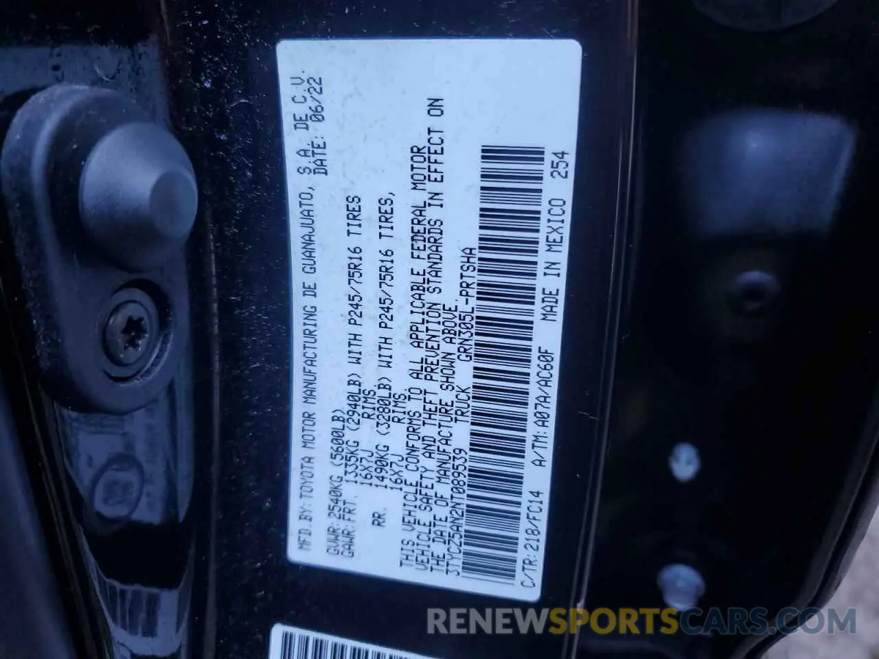 12 Photograph of a damaged car 3TYCZ5AN2NT089539 TOYOTA TACOMA 2022