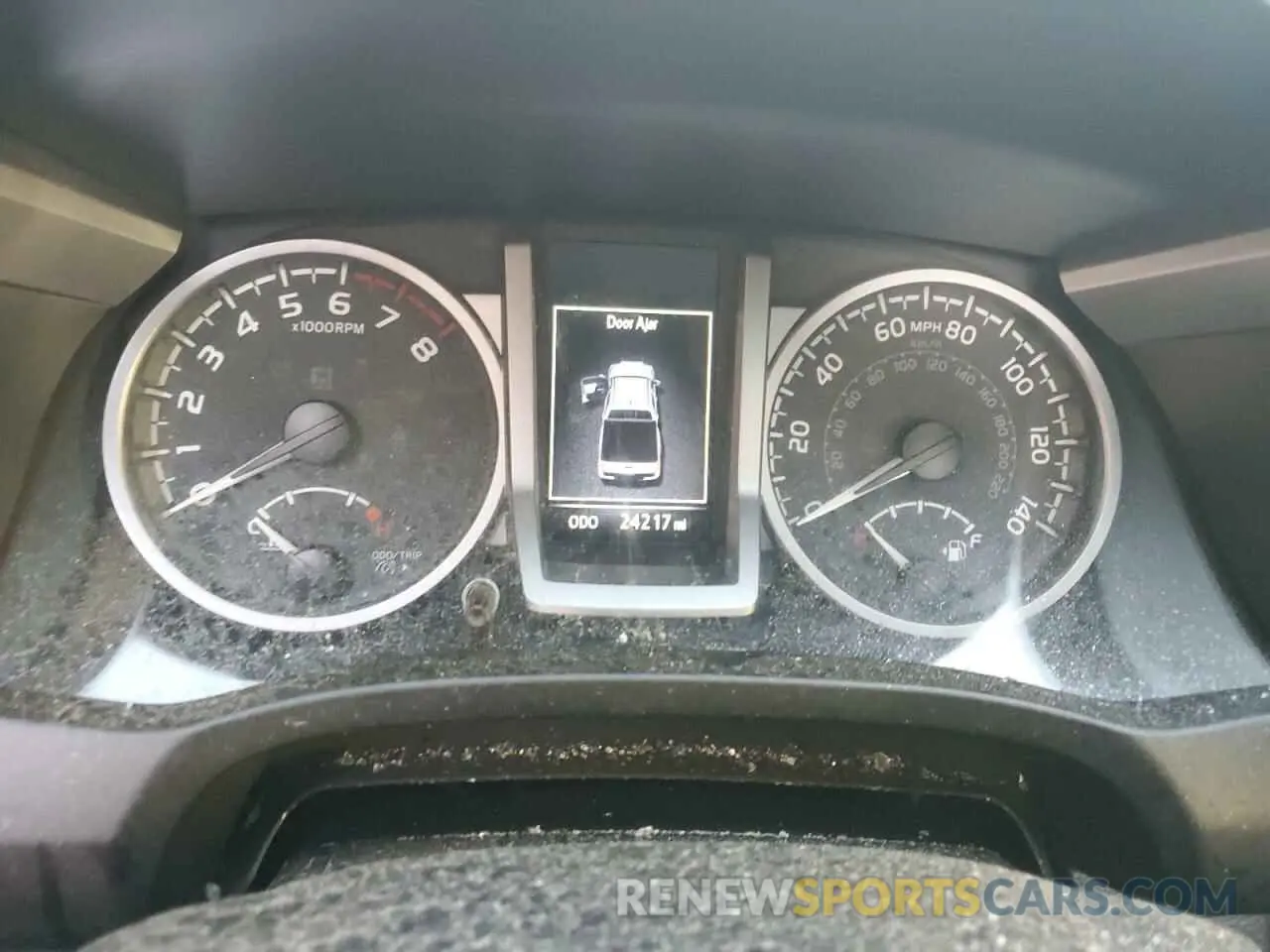 9 Photograph of a damaged car 3TYCZ5AN2NT089539 TOYOTA TACOMA 2022