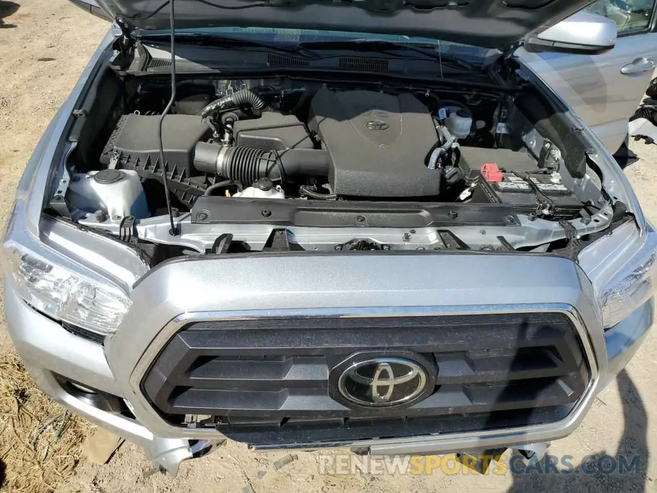12 Photograph of a damaged car 3TYCZ5AN2NT089962 TOYOTA TACOMA 2022