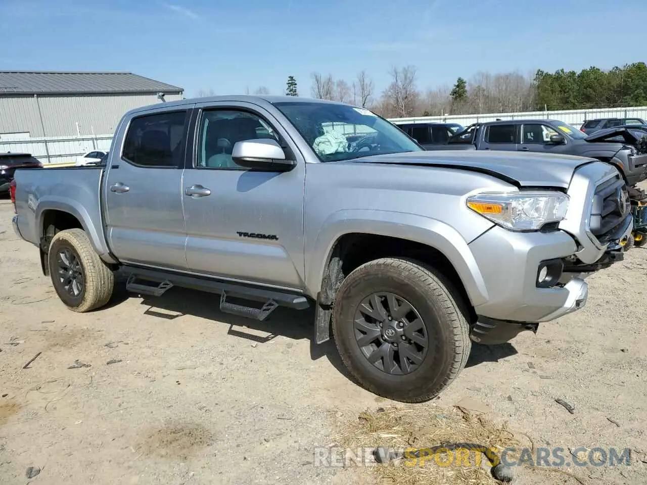 4 Photograph of a damaged car 3TYCZ5AN2NT089962 TOYOTA TACOMA 2022