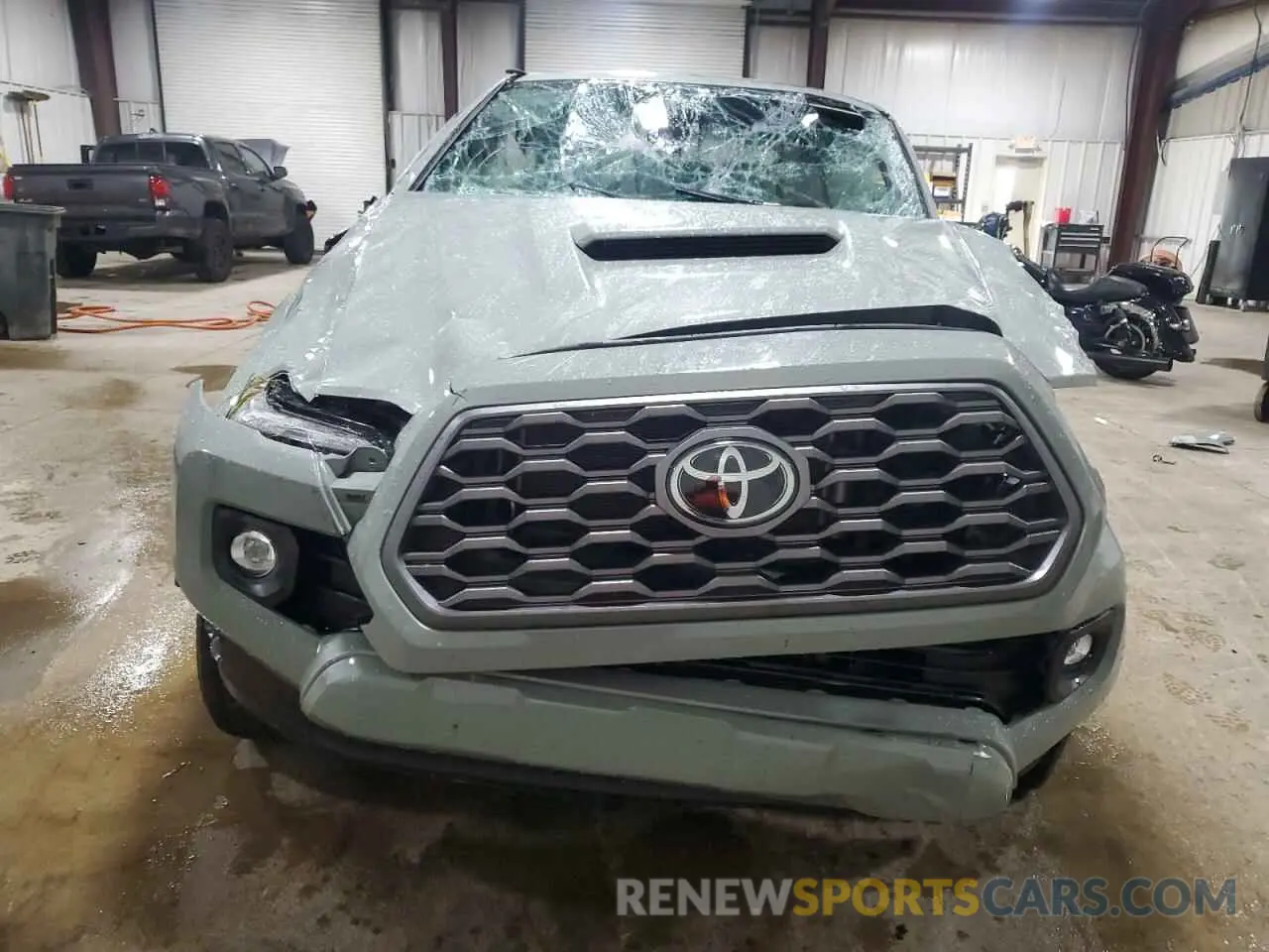 5 Photograph of a damaged car 3TYCZ5AN2NT097978 TOYOTA TACOMA 2022